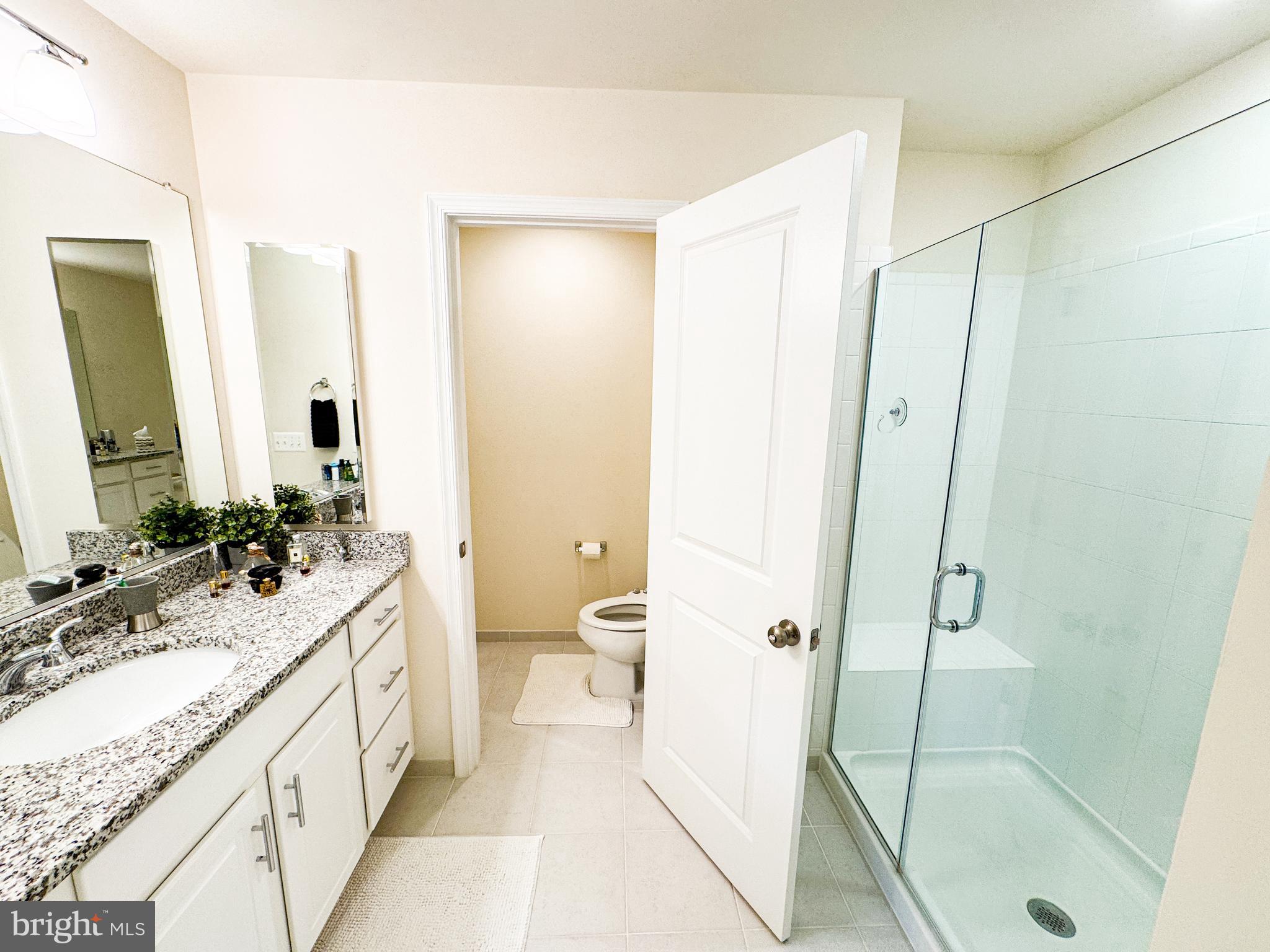 42410 DOGWOOD GLEN SQUARE