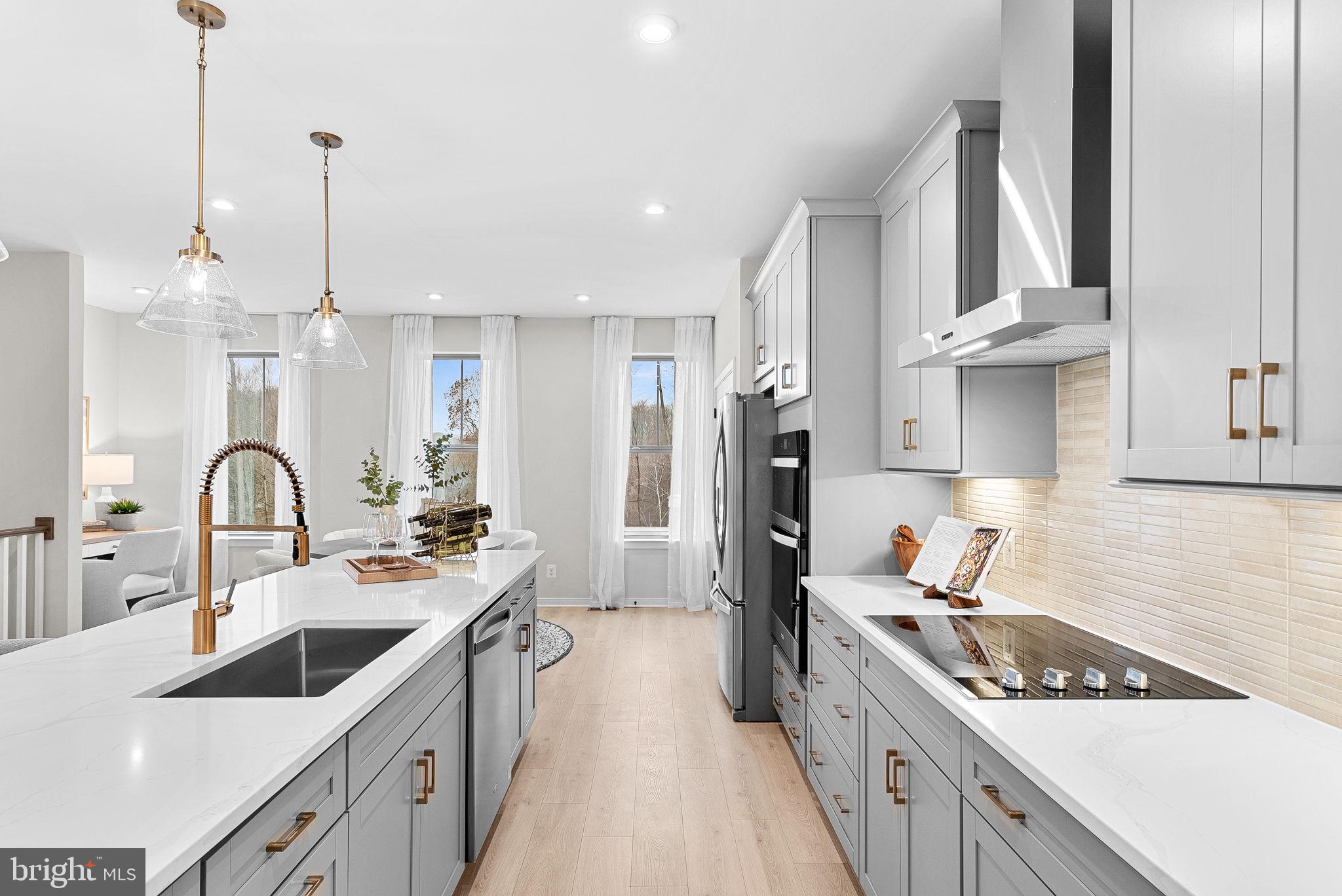 2468 MYSTIC MAROON TERRACE