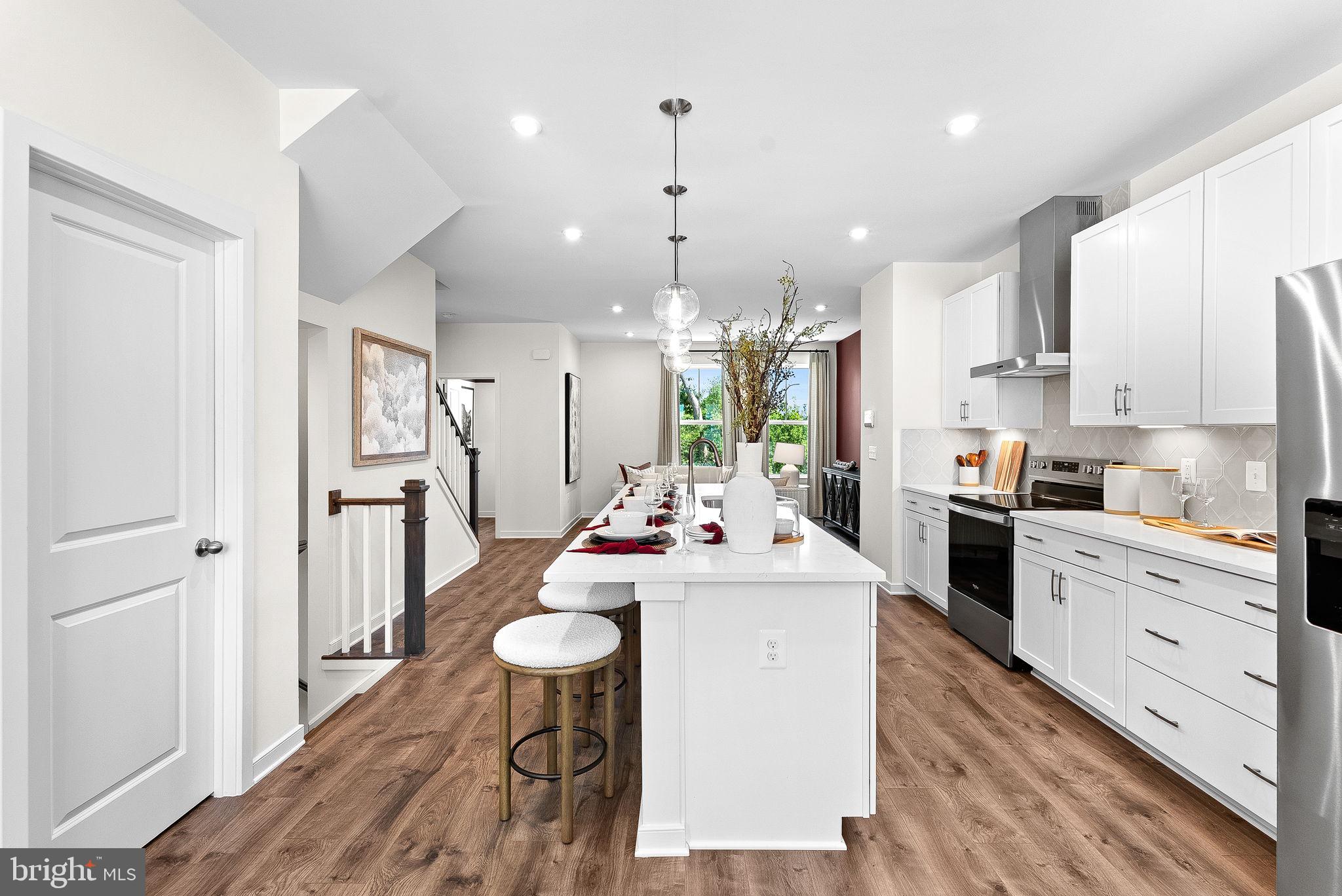 12345 MYSTIC MAROON TERRACE