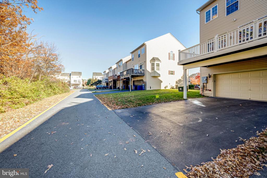 43022 SPYDER PLACE