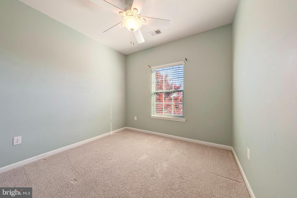 43022 SPYDER PLACE