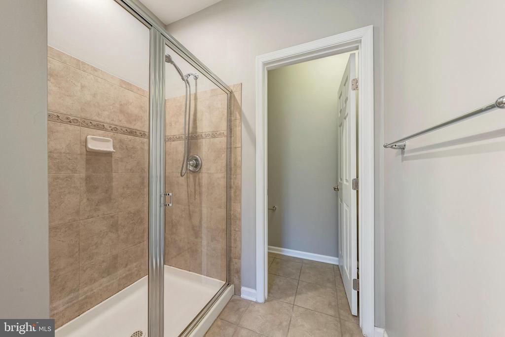 43022 SPYDER PLACE