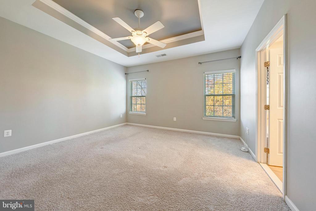 43022 SPYDER PLACE