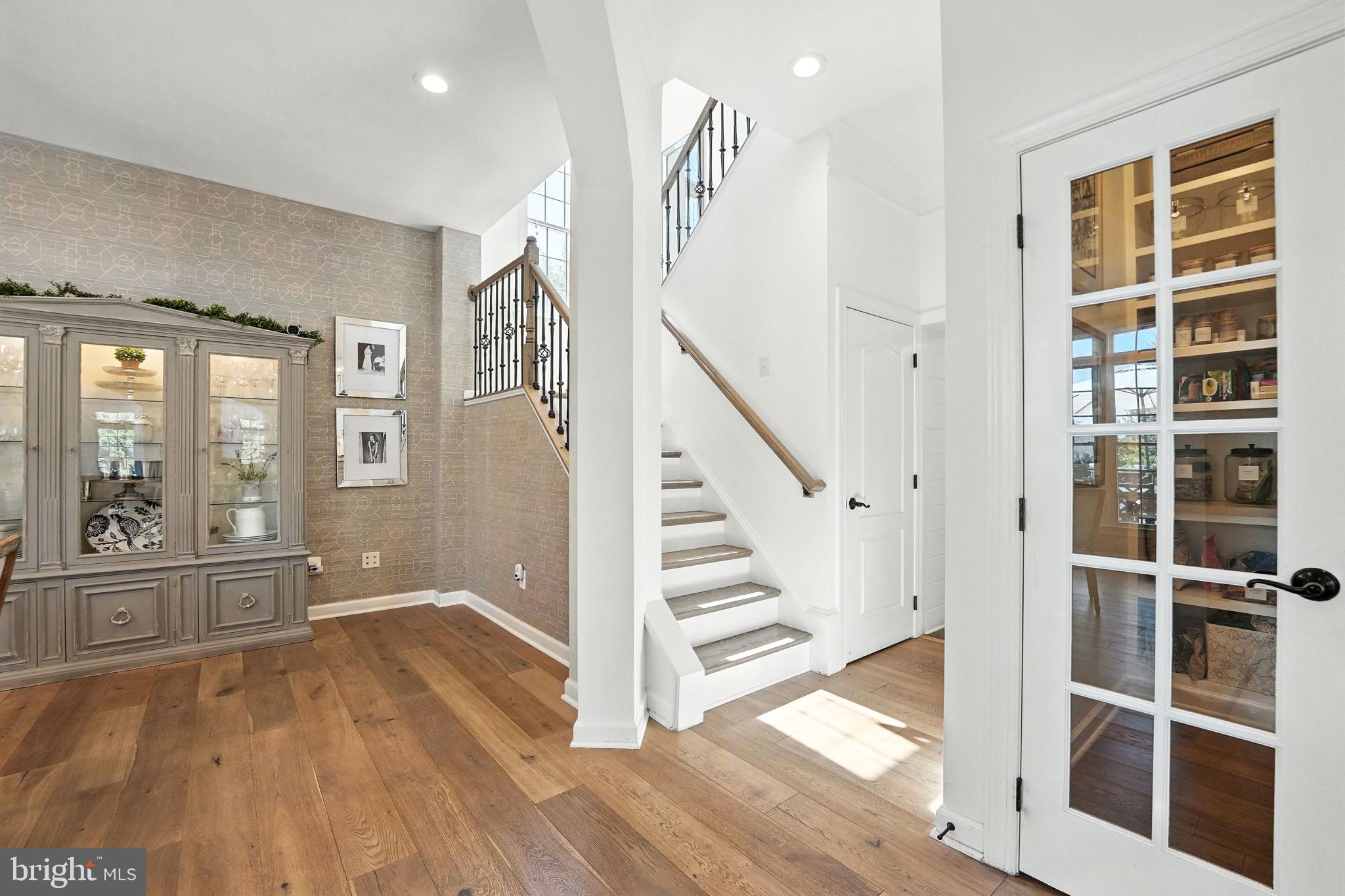 40488 WINDCROFT LANE