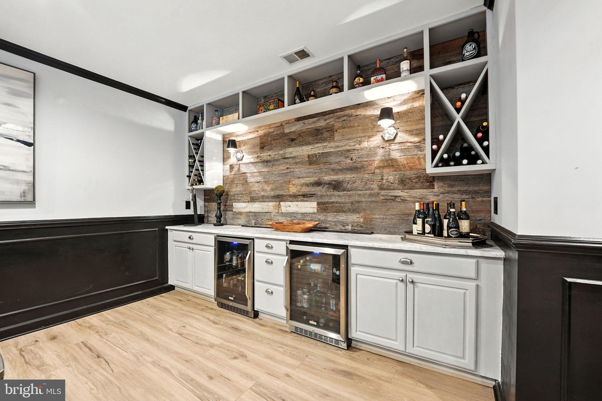 40488 WINDCROFT LANE