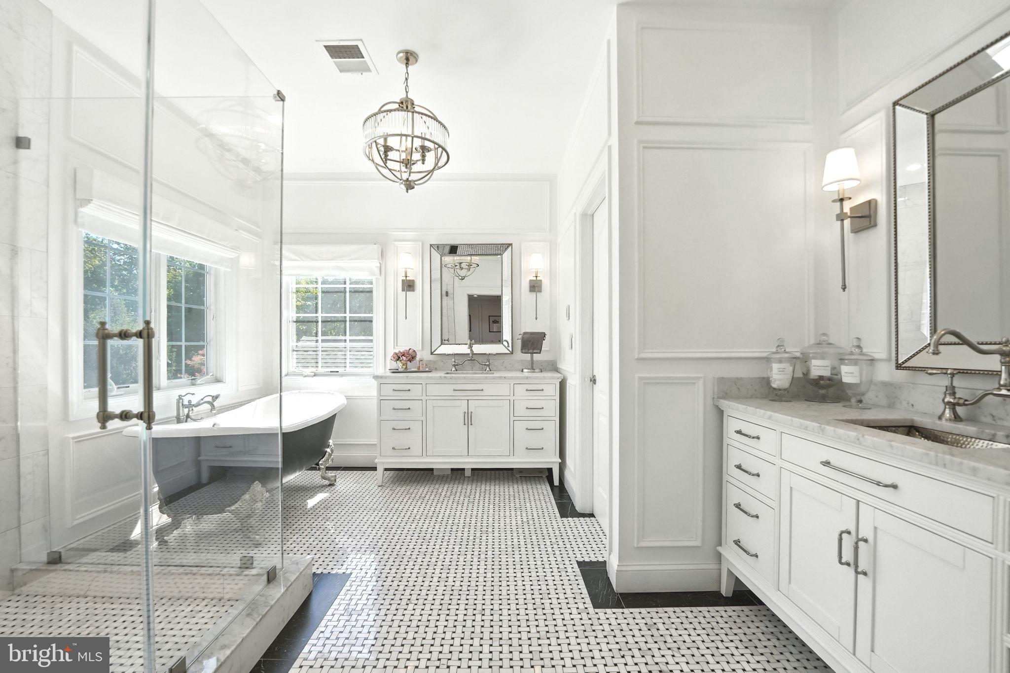 40488 WINDCROFT LANE