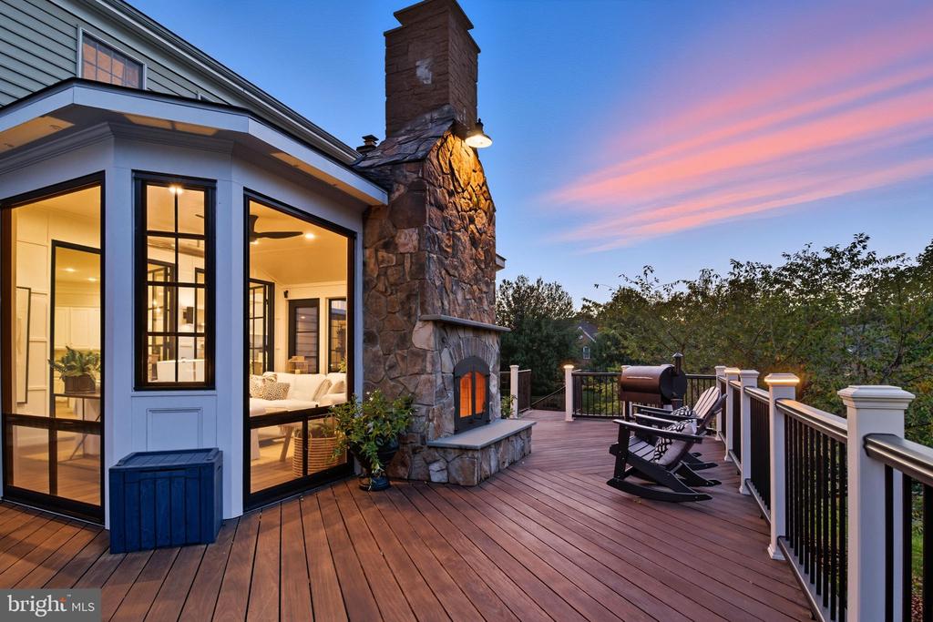 40488 WINDCROFT LANE