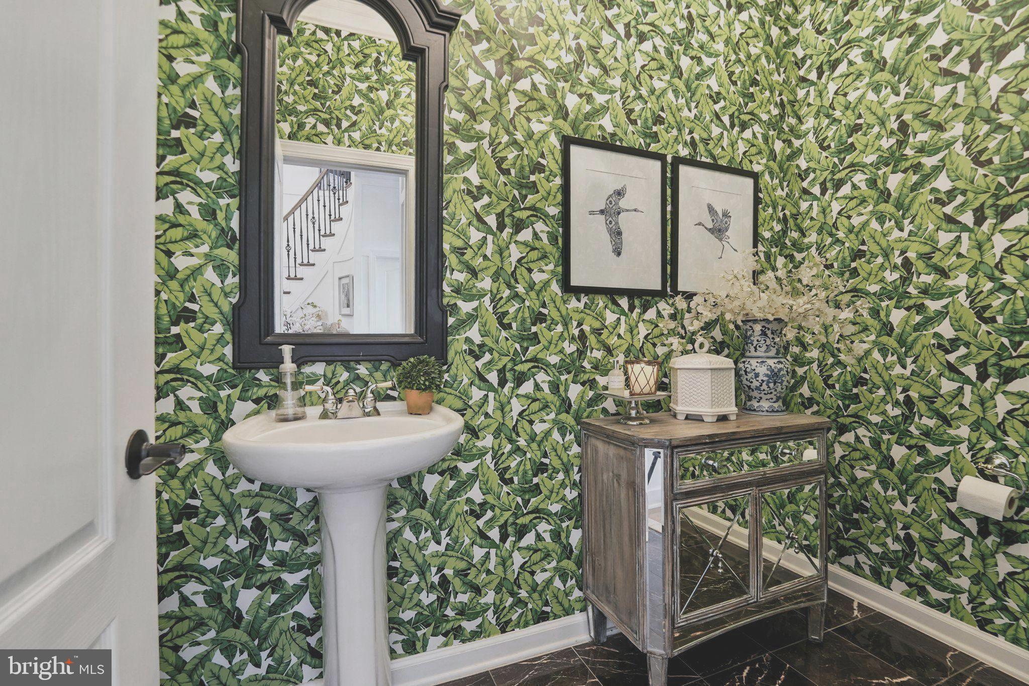 40488 WINDCROFT LANE