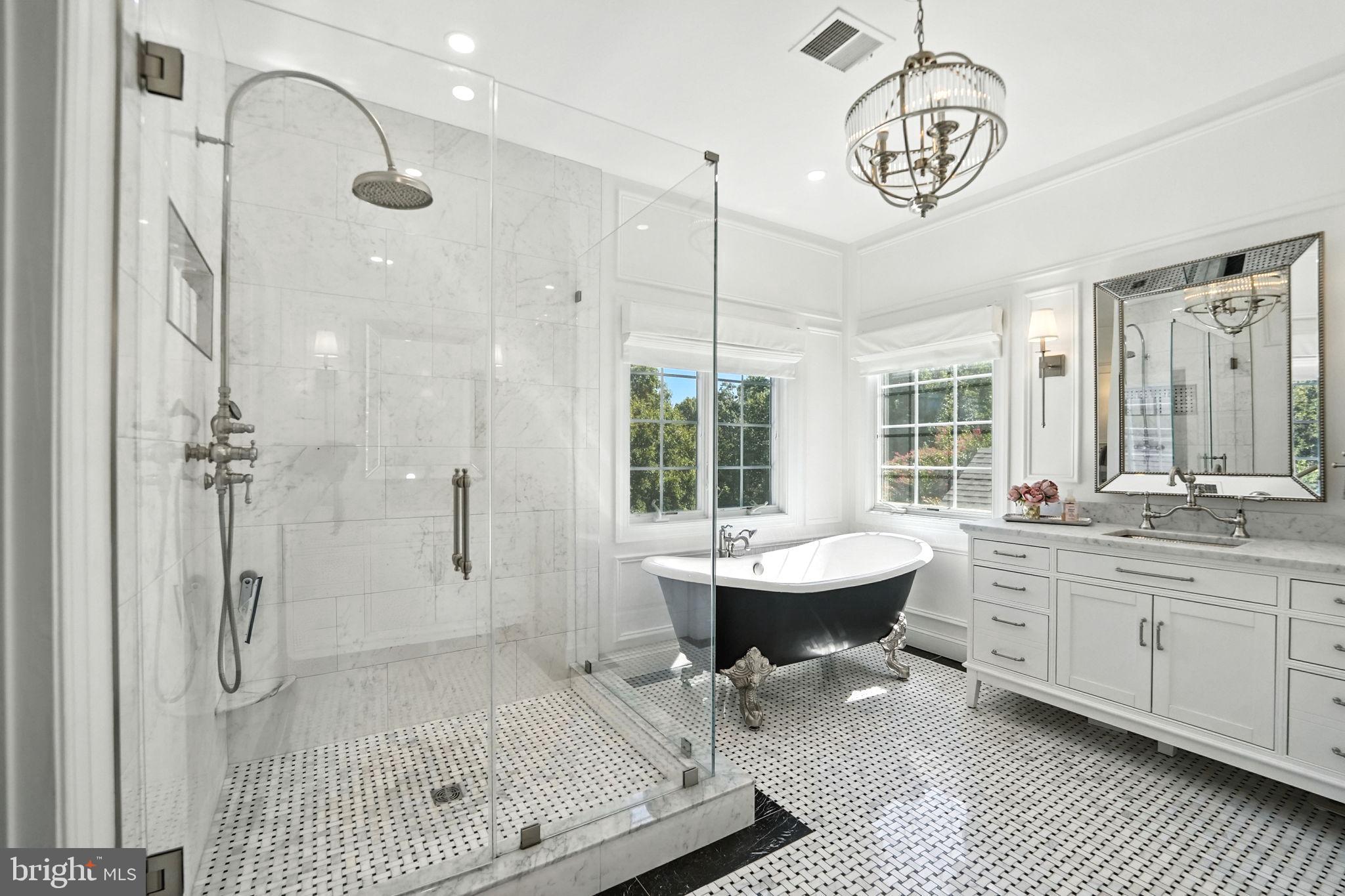 40488 WINDCROFT LANE