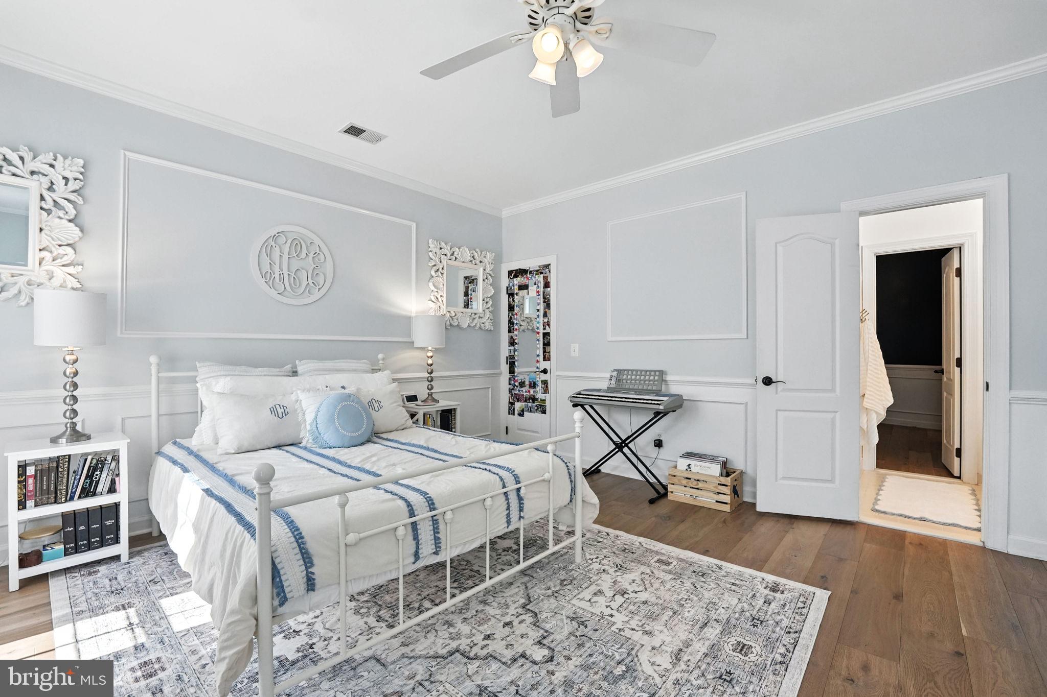 40488 WINDCROFT LANE