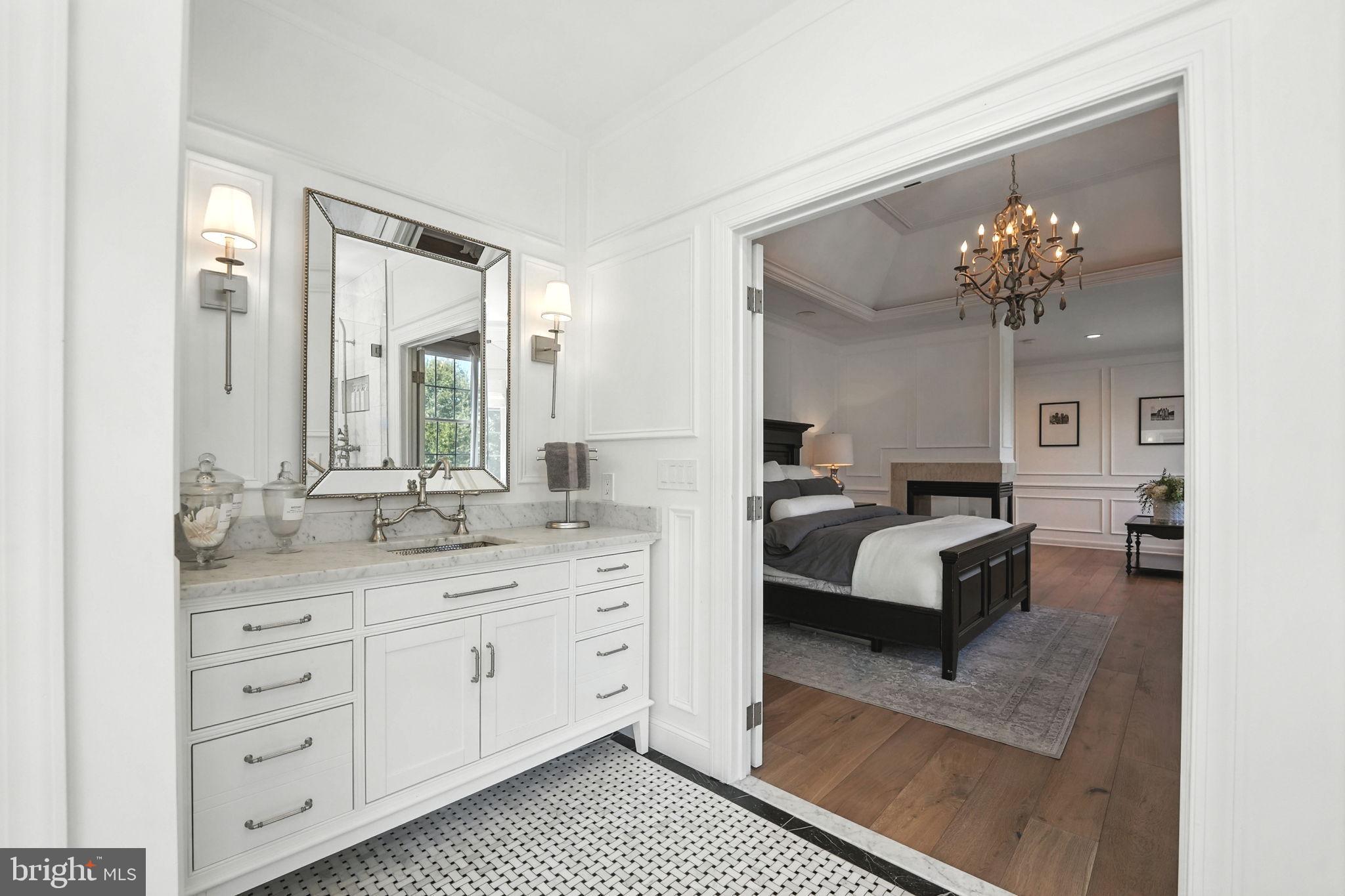 40488 WINDCROFT LANE