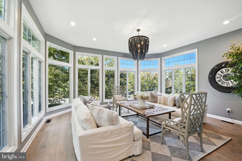40488 WINDCROFT LANE