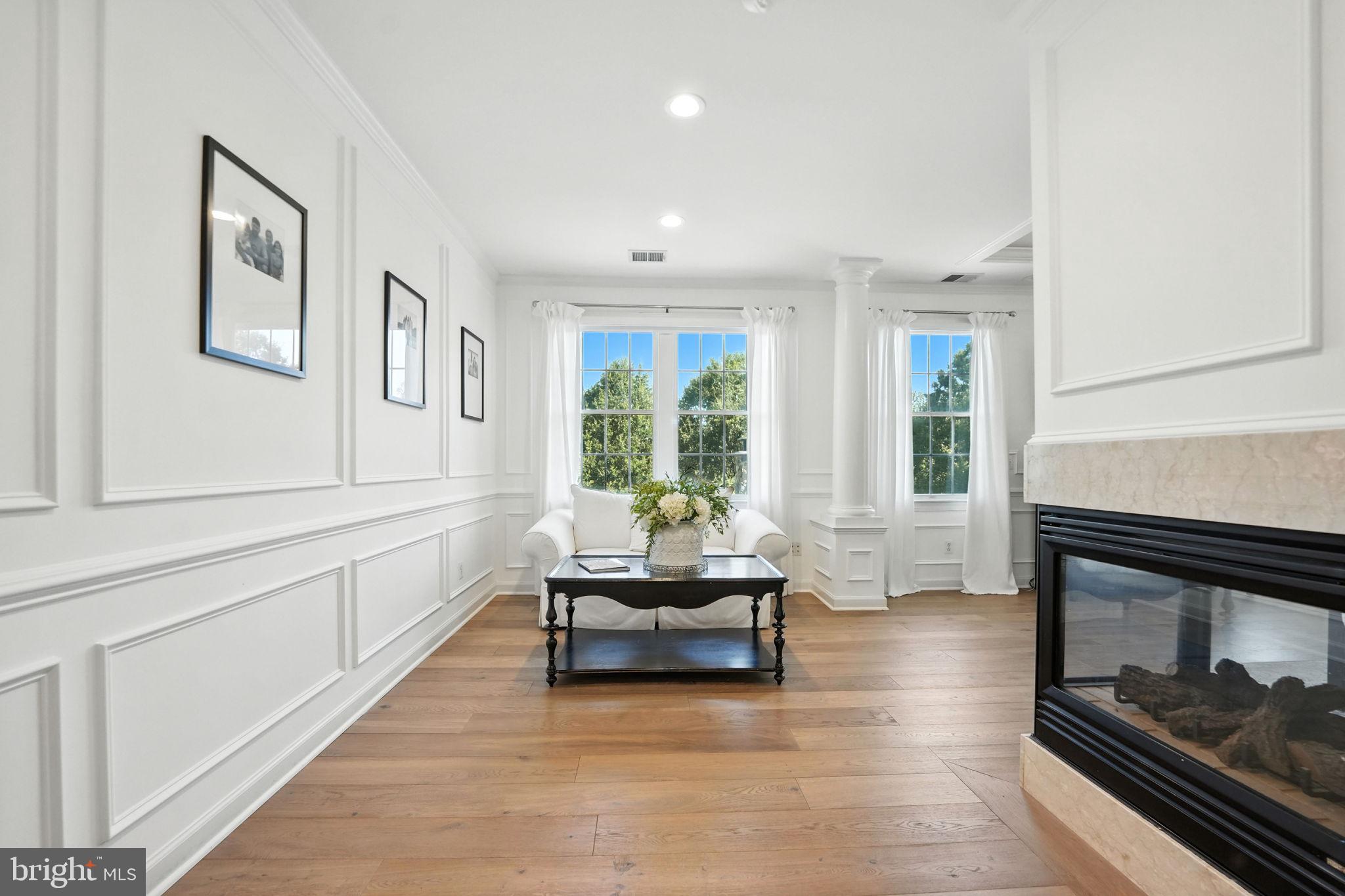 40488 WINDCROFT LANE