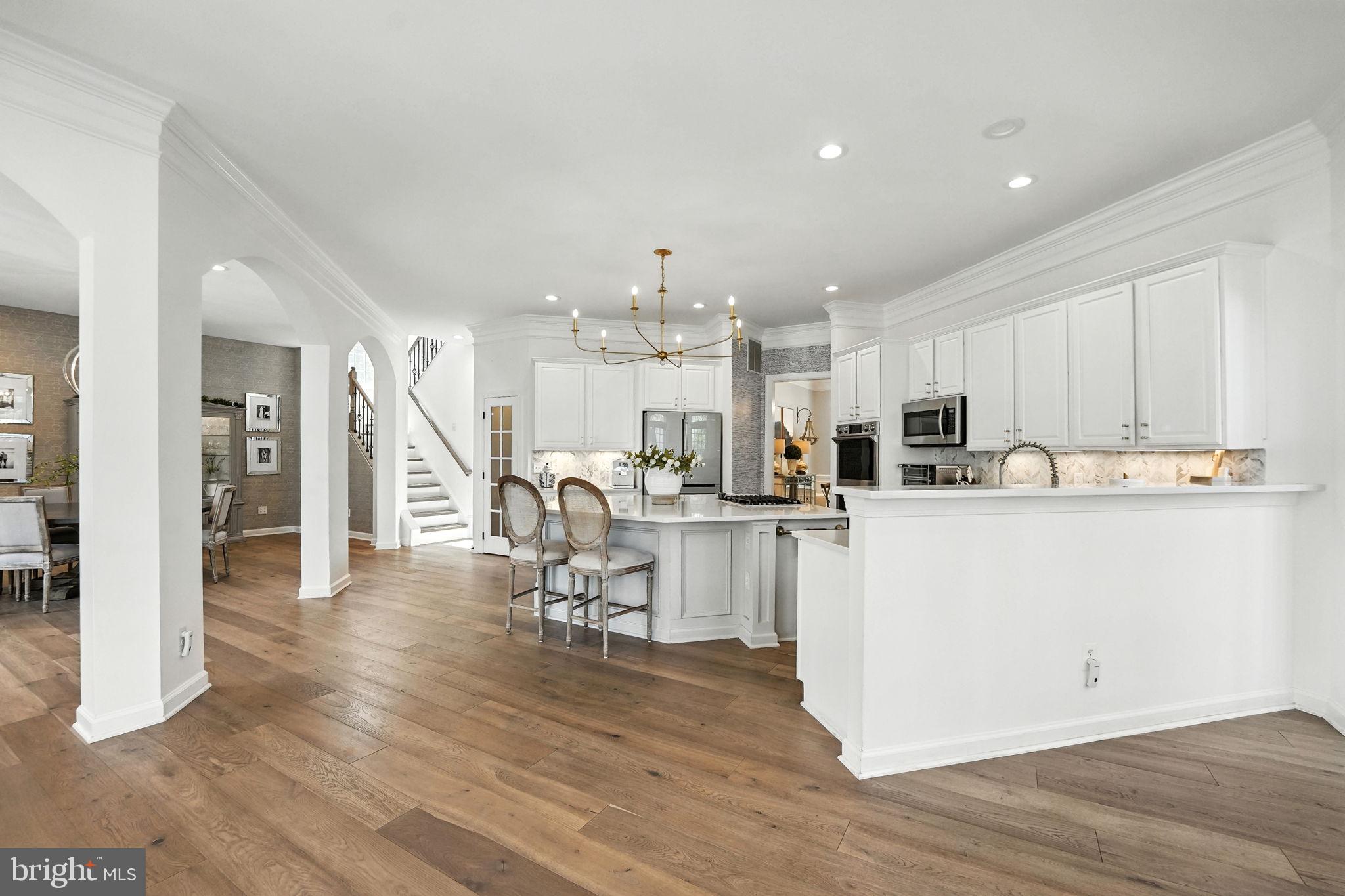 40488 WINDCROFT LANE