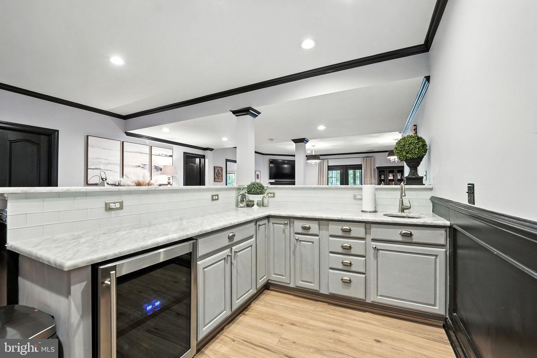 40488 WINDCROFT LANE