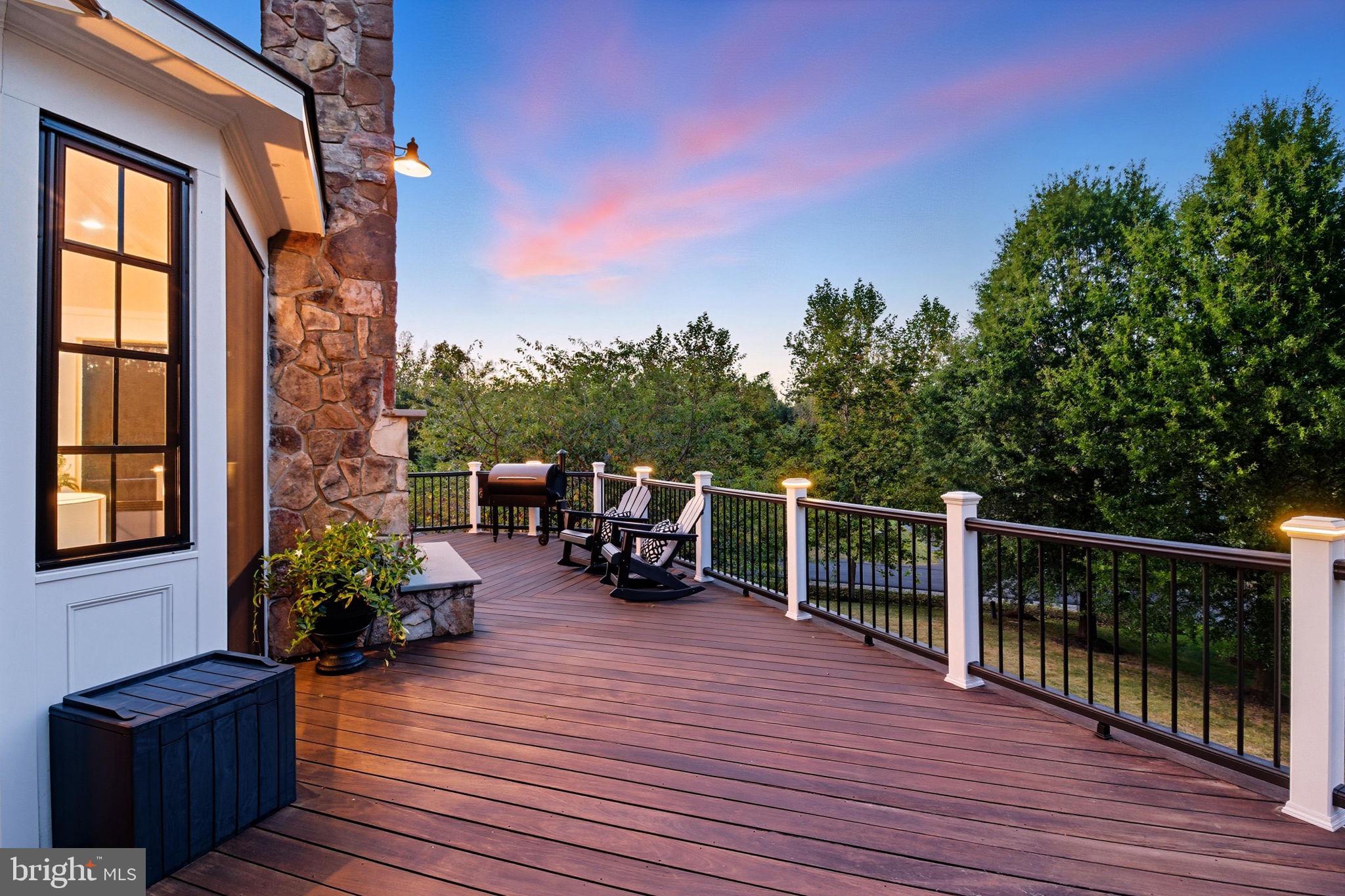 40488 WINDCROFT LANE