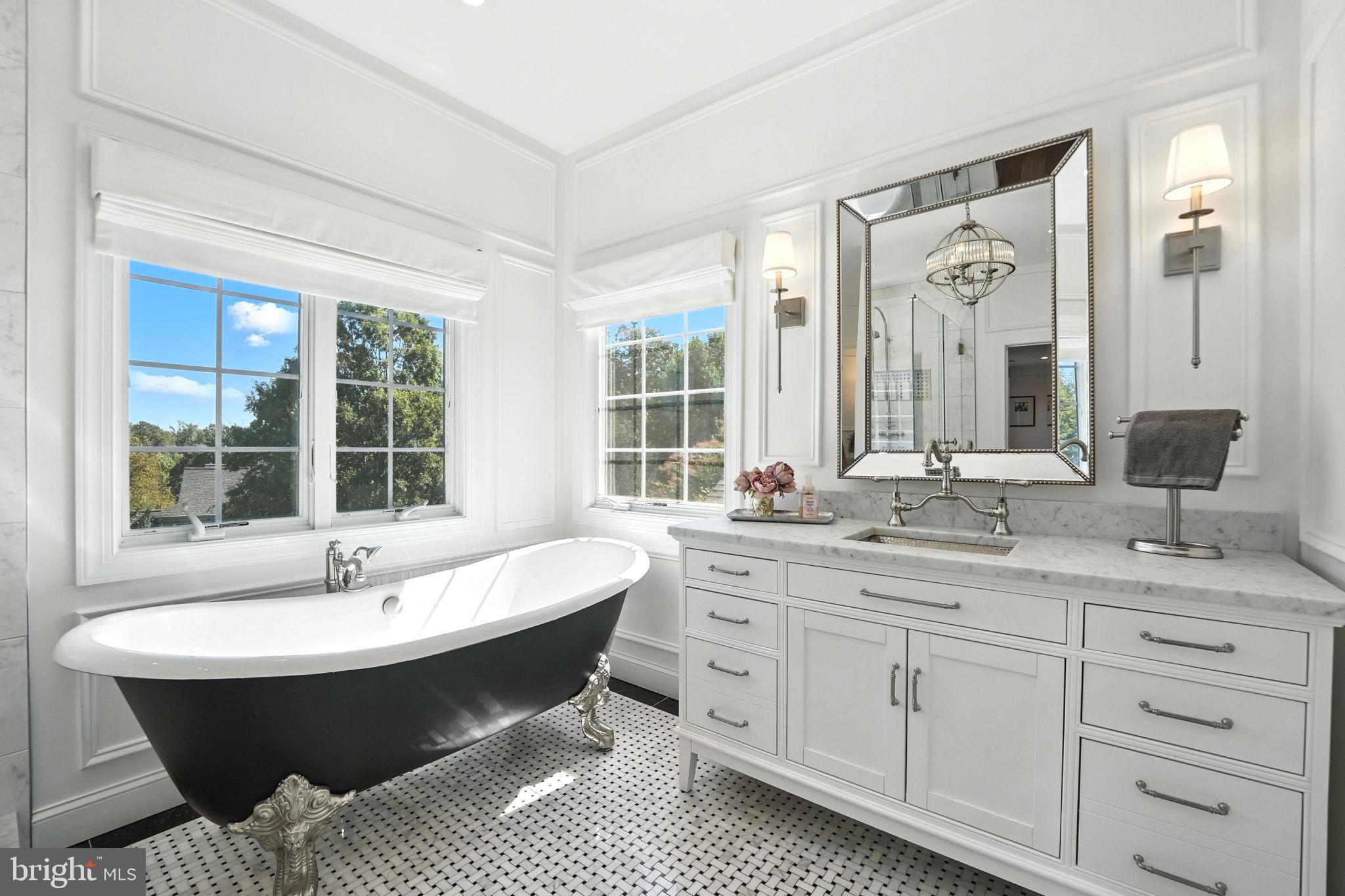 40488 WINDCROFT LANE