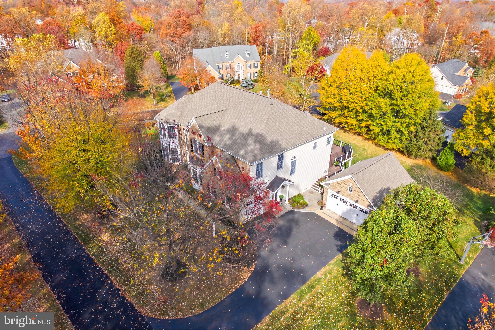 40488 WINDCROFT LANE