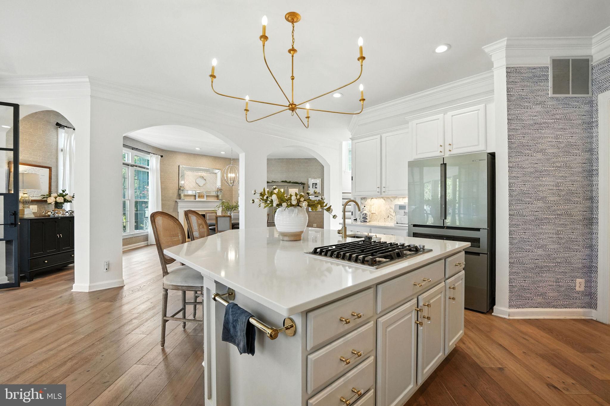 40488 WINDCROFT LANE