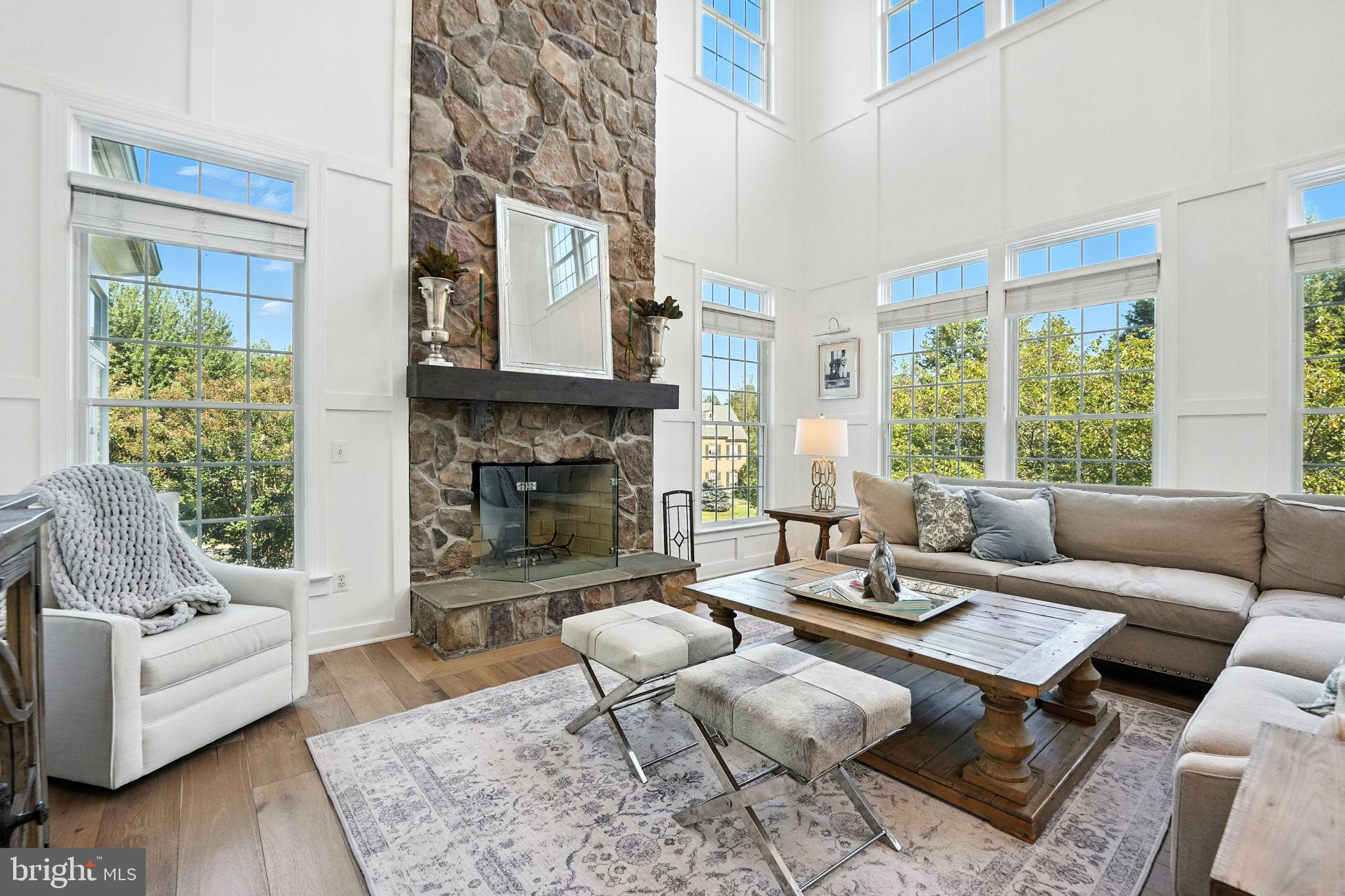 40488 WINDCROFT LANE