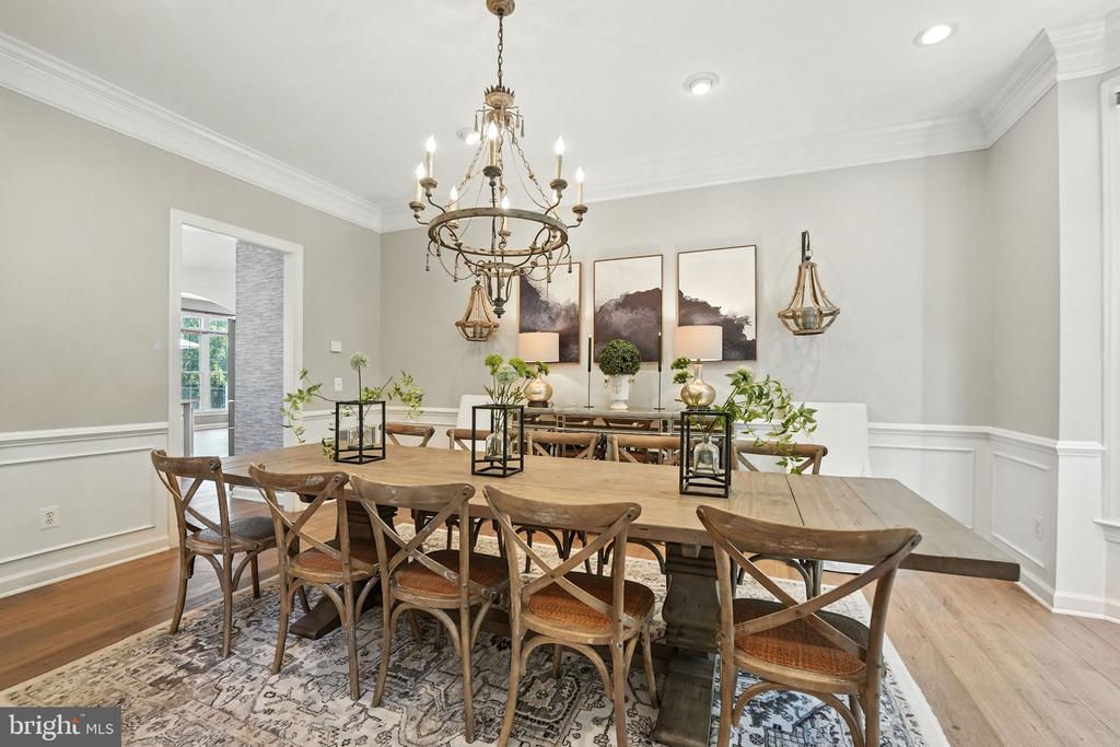 40488 WINDCROFT LANE