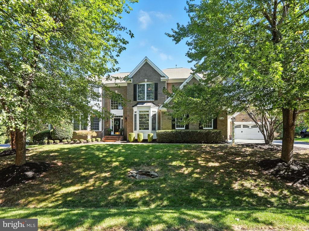 40488 WINDCROFT LANE