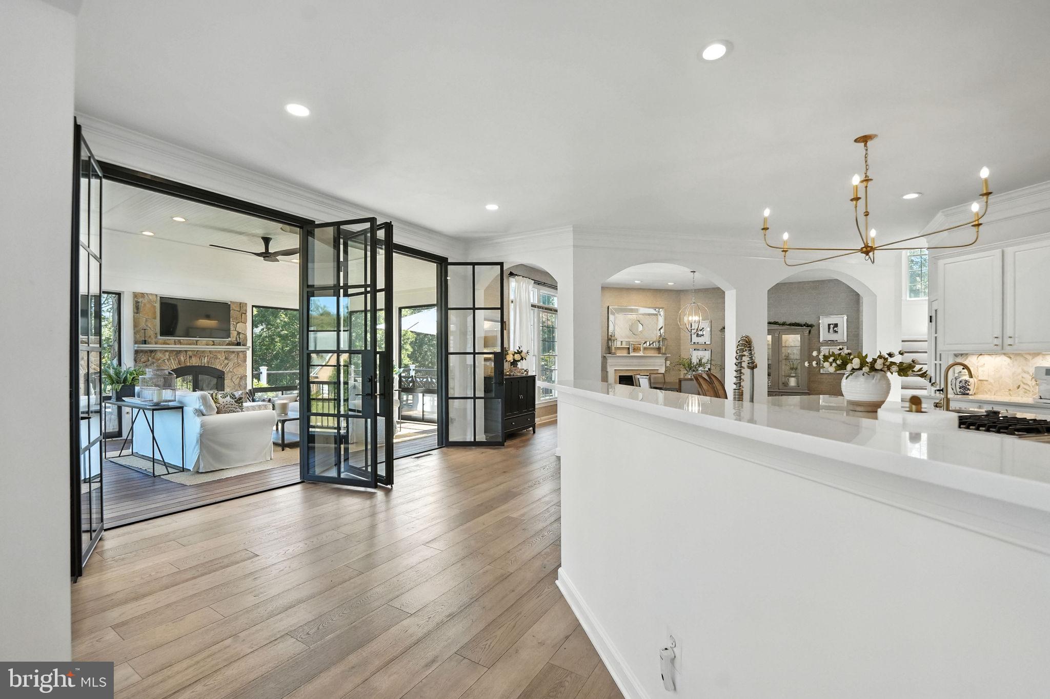 40488 WINDCROFT LANE