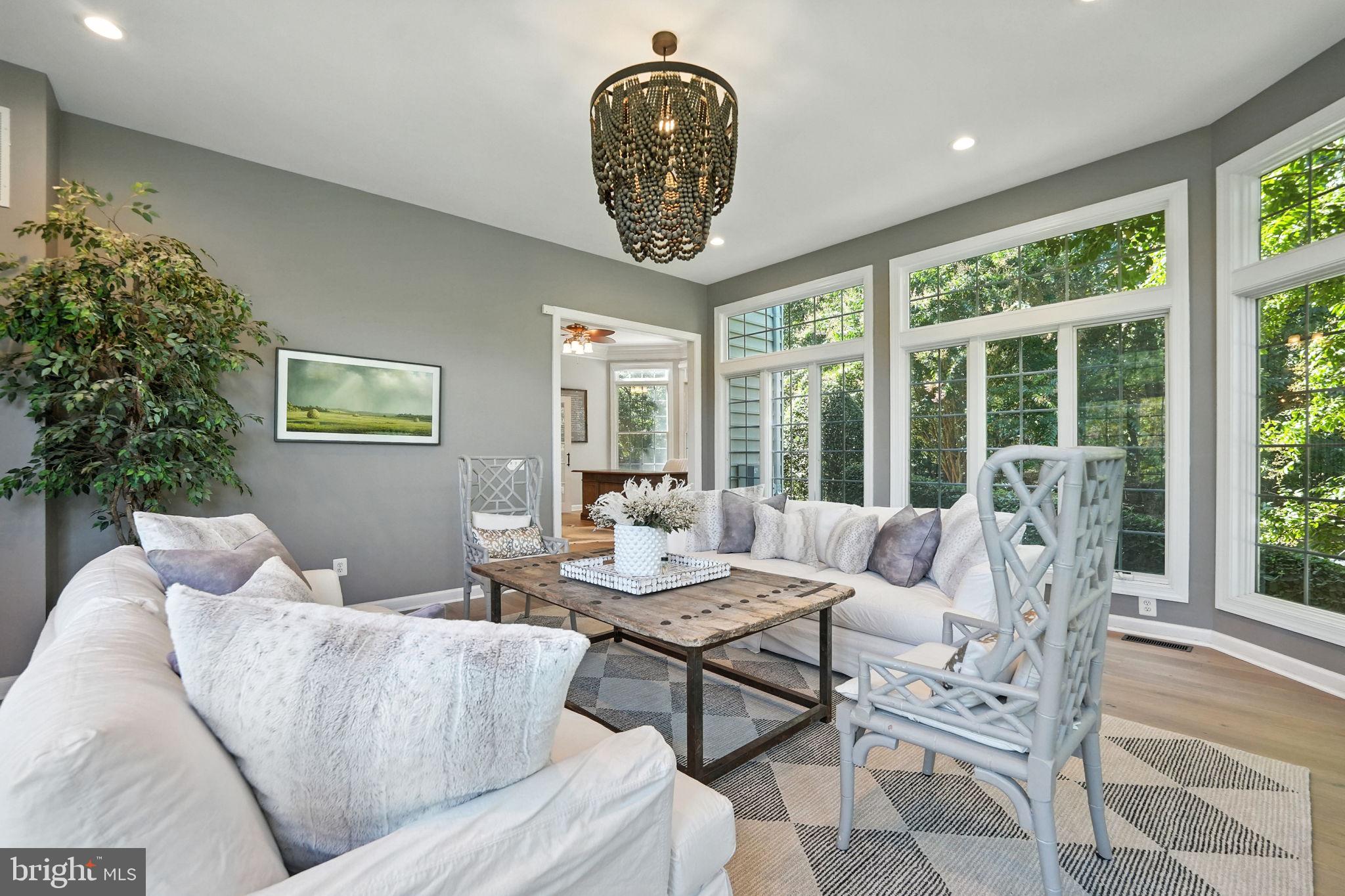 40488 WINDCROFT LANE