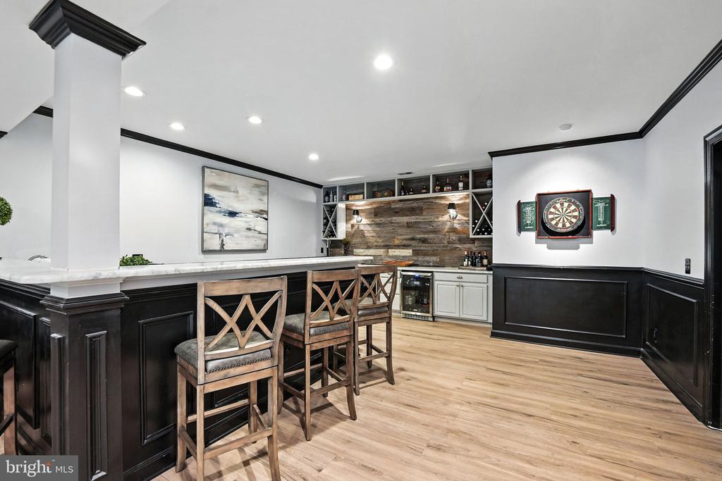 40488 WINDCROFT LANE