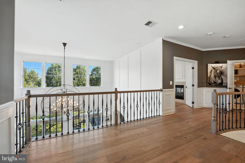 40488 WINDCROFT LANE