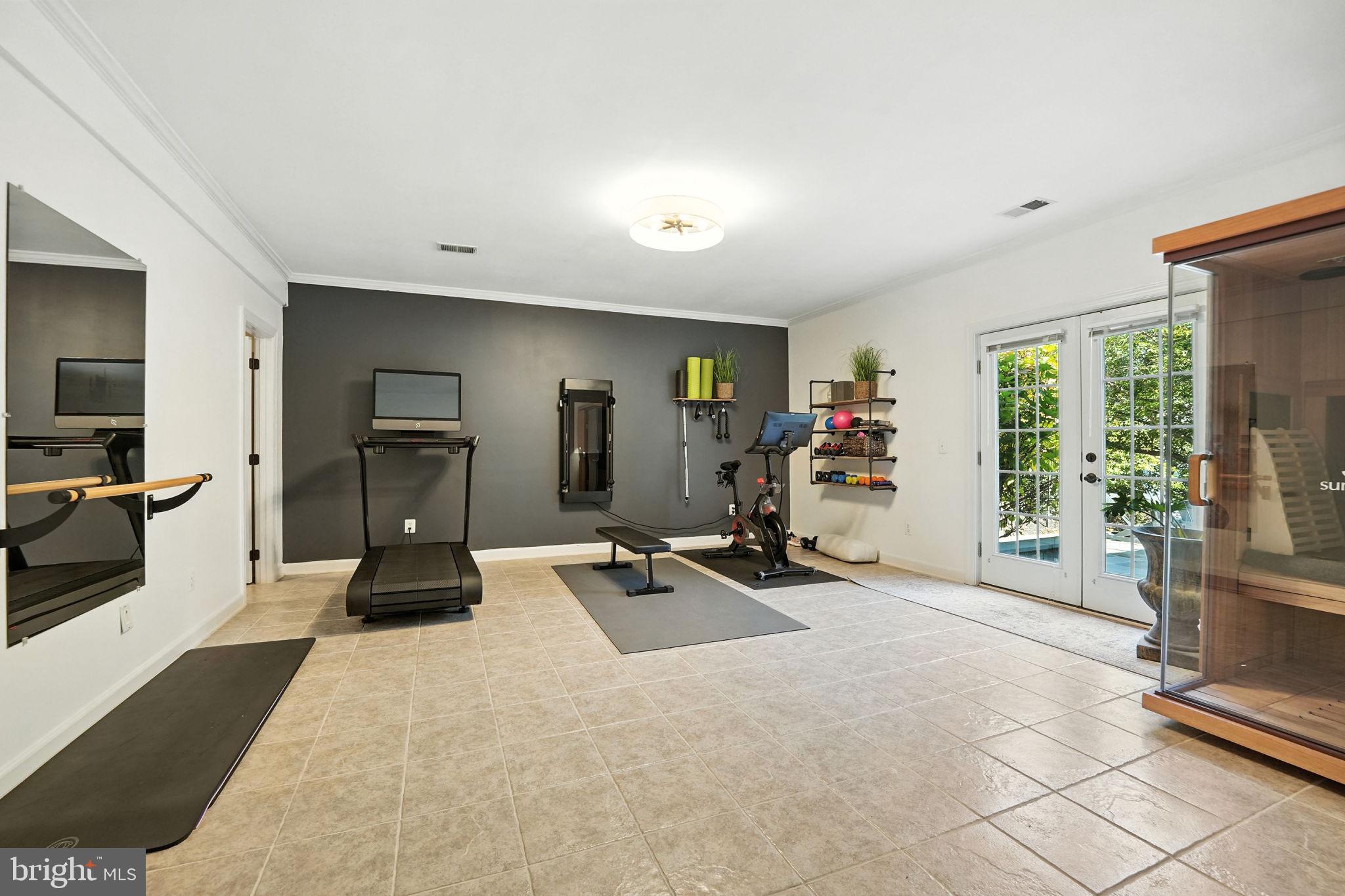 40488 WINDCROFT LANE