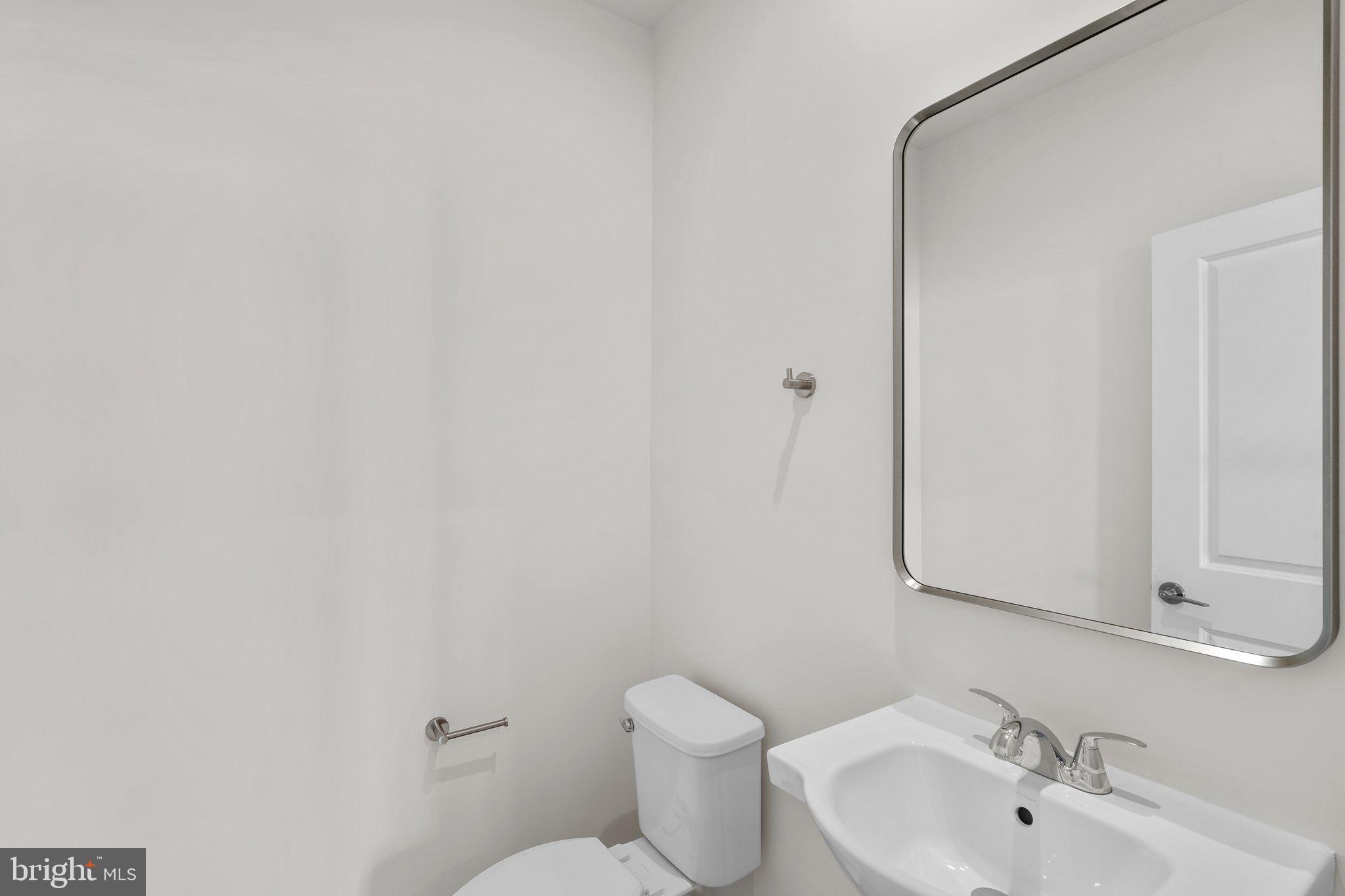 43298 FARRINGDON SQUARE