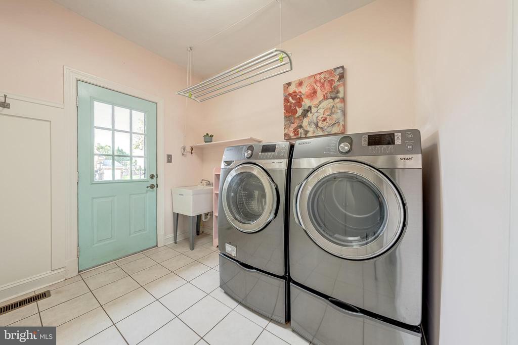 21250 DUBOIS CT COURT