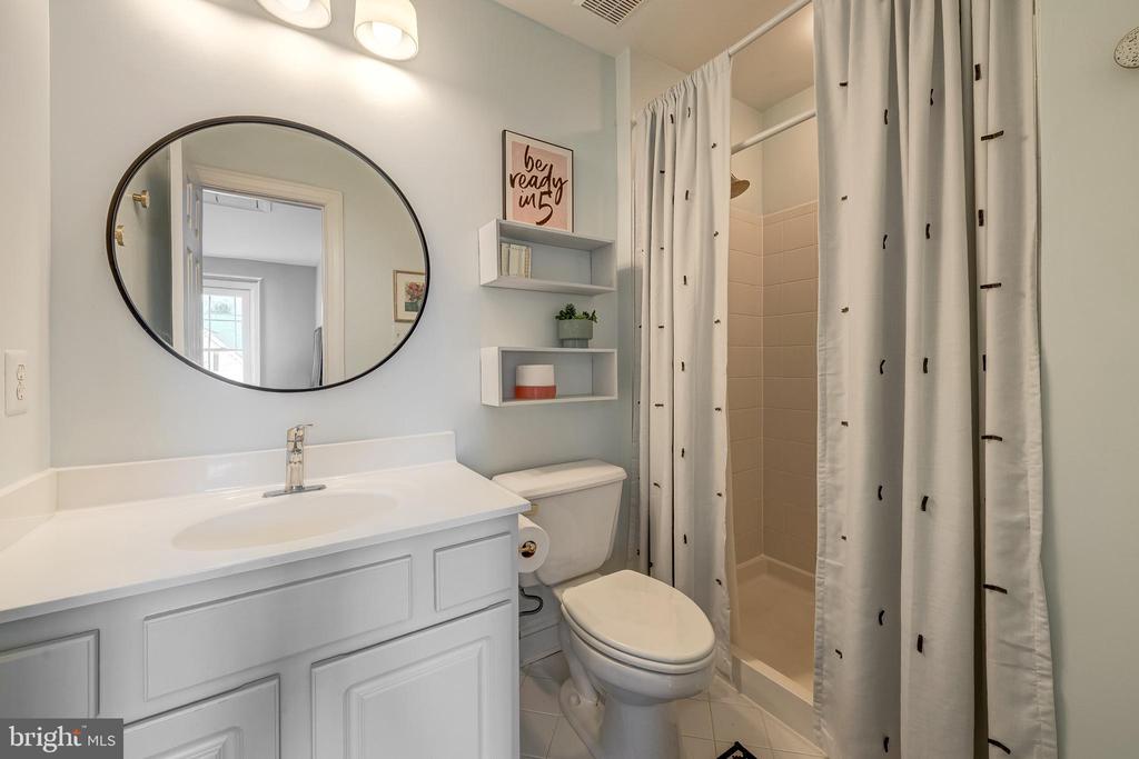21250 DUBOIS CT COURT
