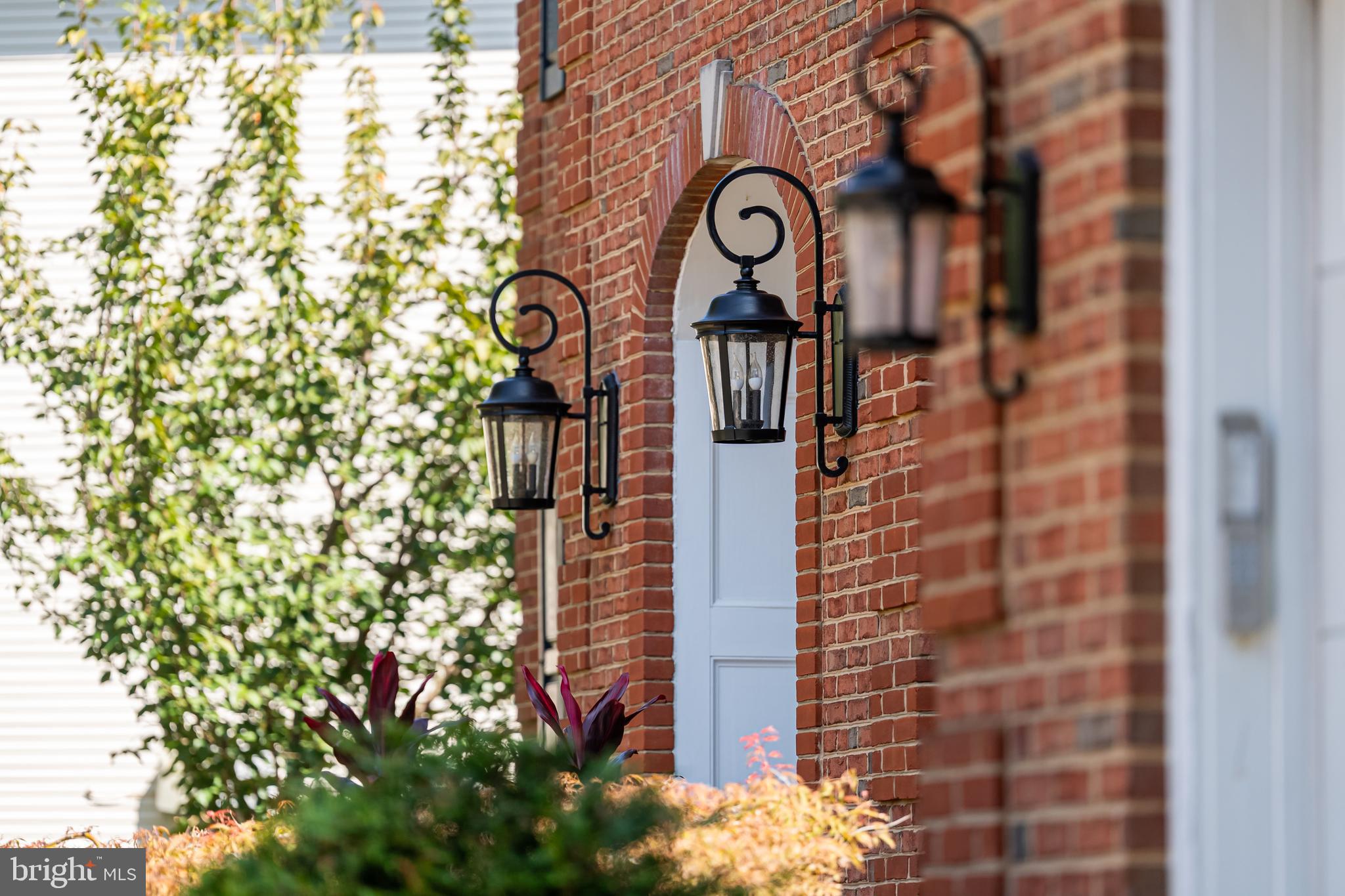 21250 DUBOIS CT COURT