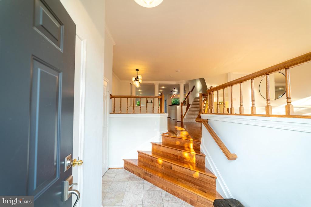 20926 SANDSTONE SQUARE