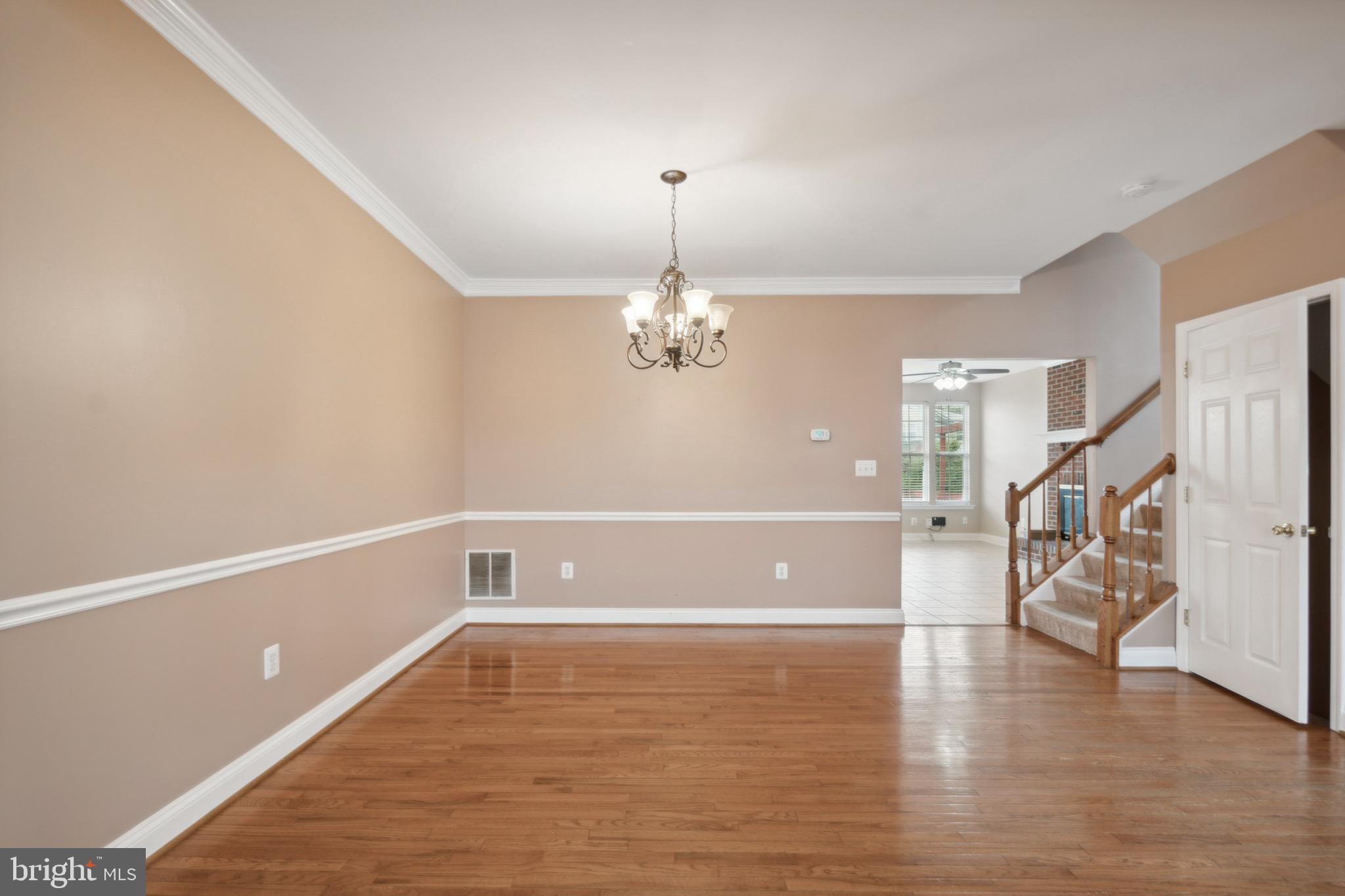 641 SPRINGHOUSE SQUARE SE