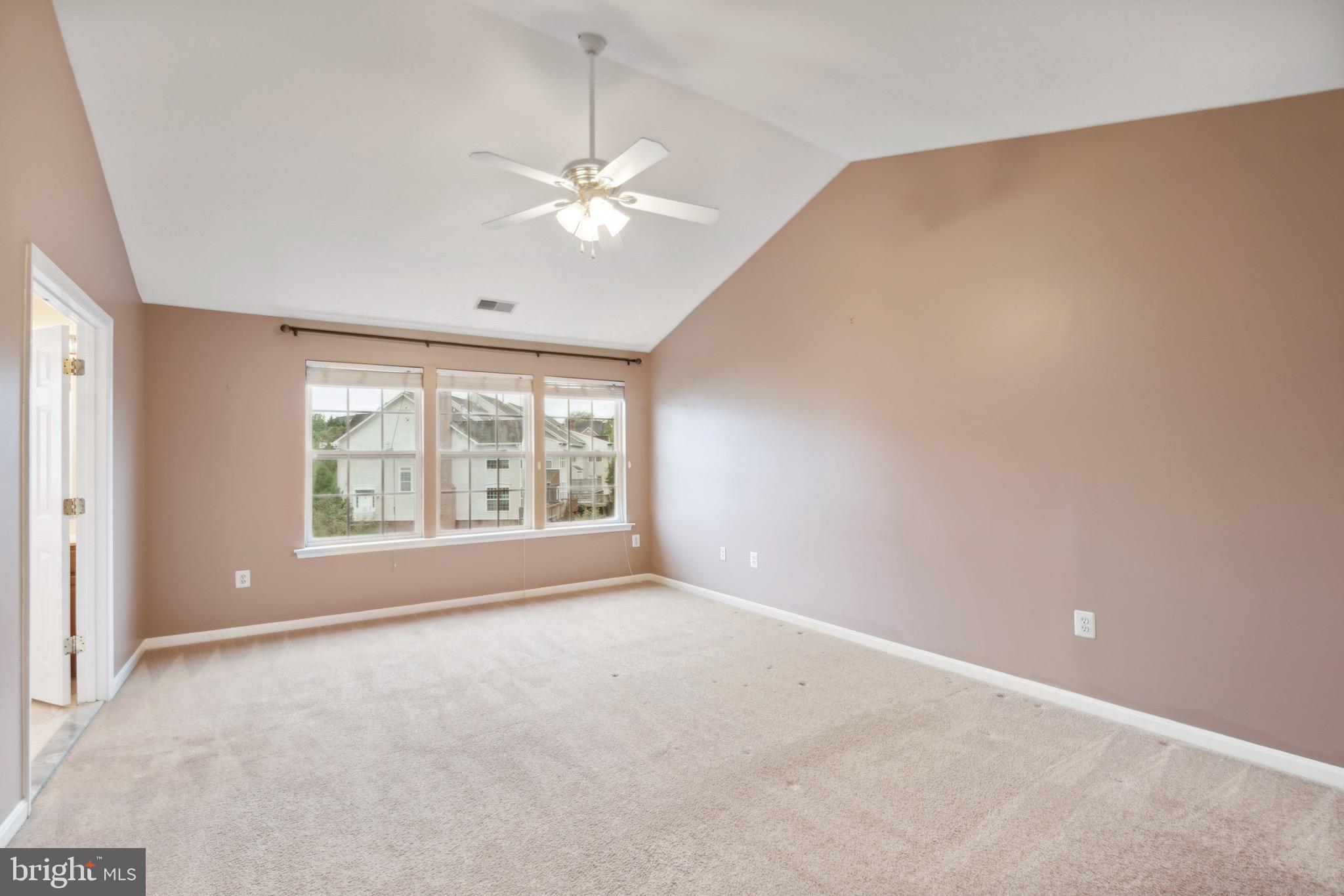 641 SPRINGHOUSE SQUARE SE