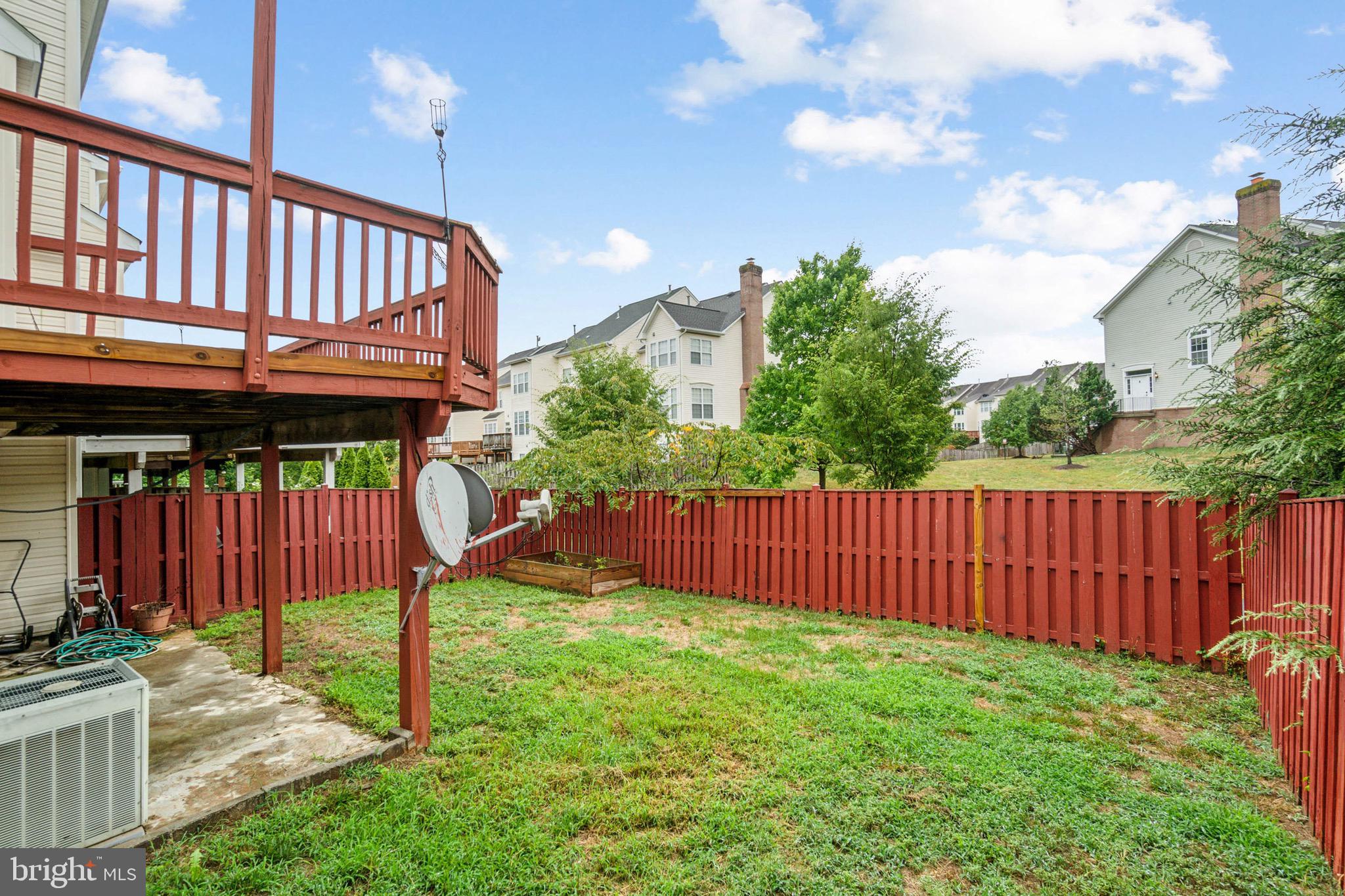 641 SPRINGHOUSE SQUARE SE