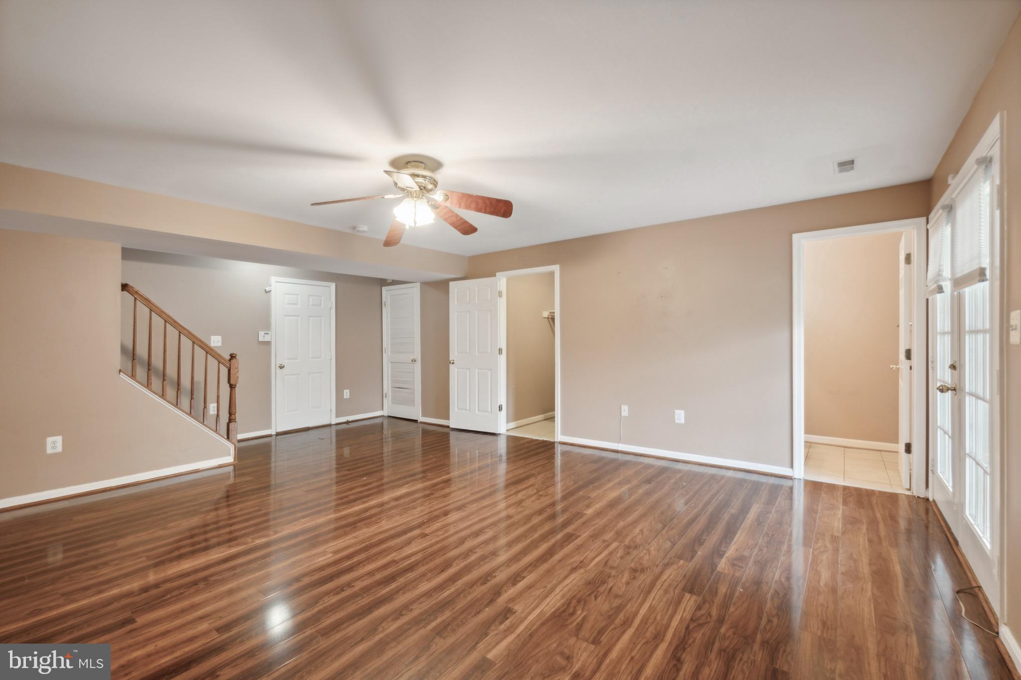 641 SPRINGHOUSE SQUARE SE