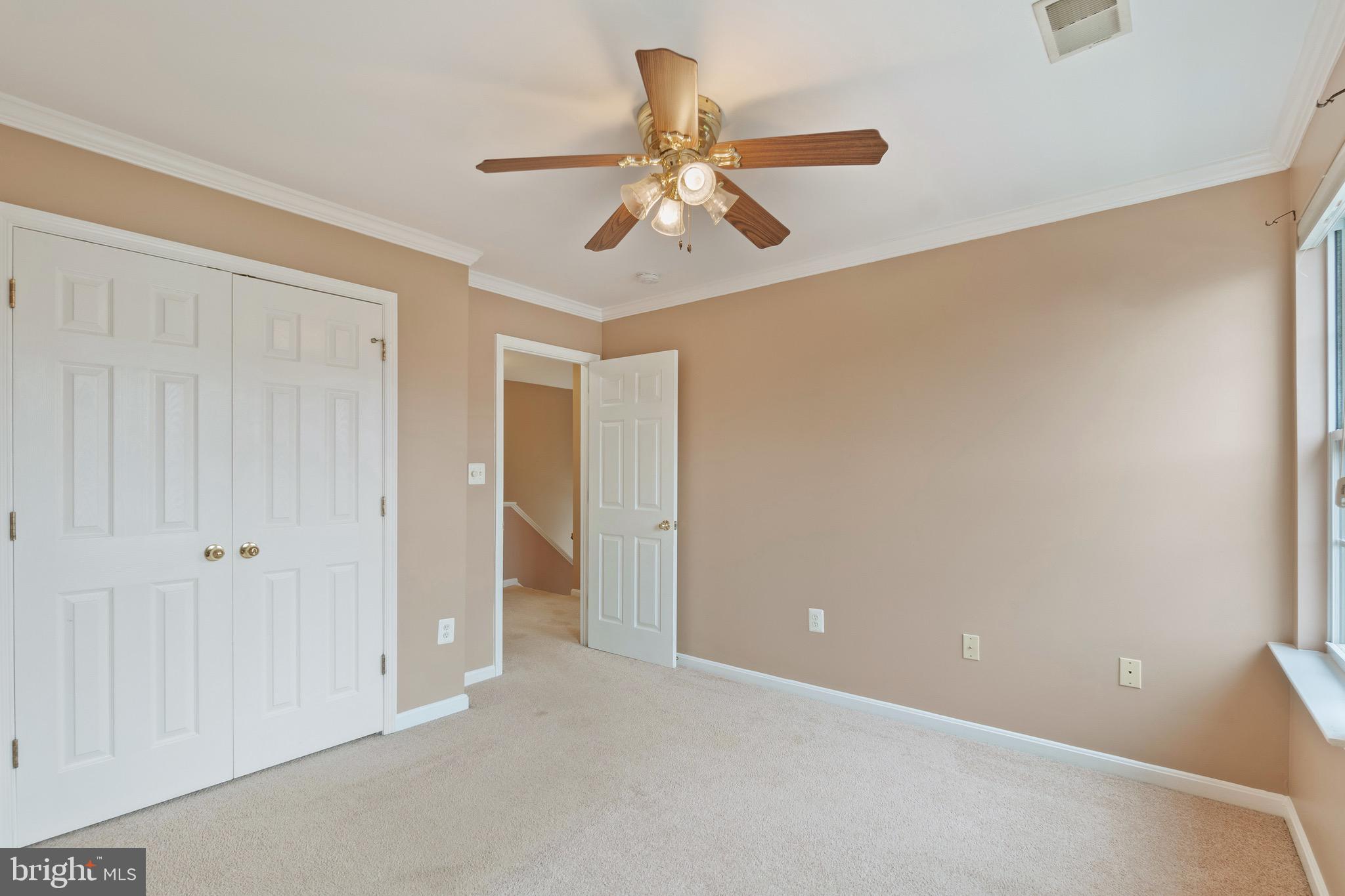 641 SPRINGHOUSE SQUARE SE