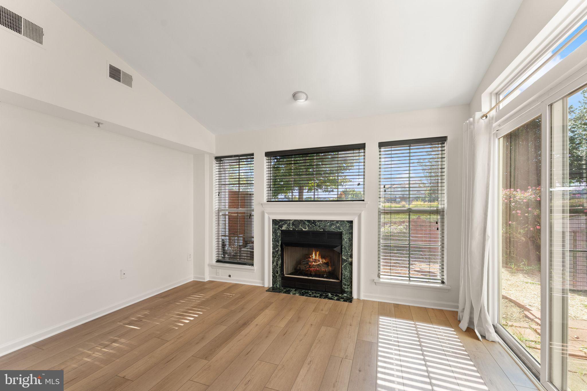 44210 SHADY GLEN TERRACE