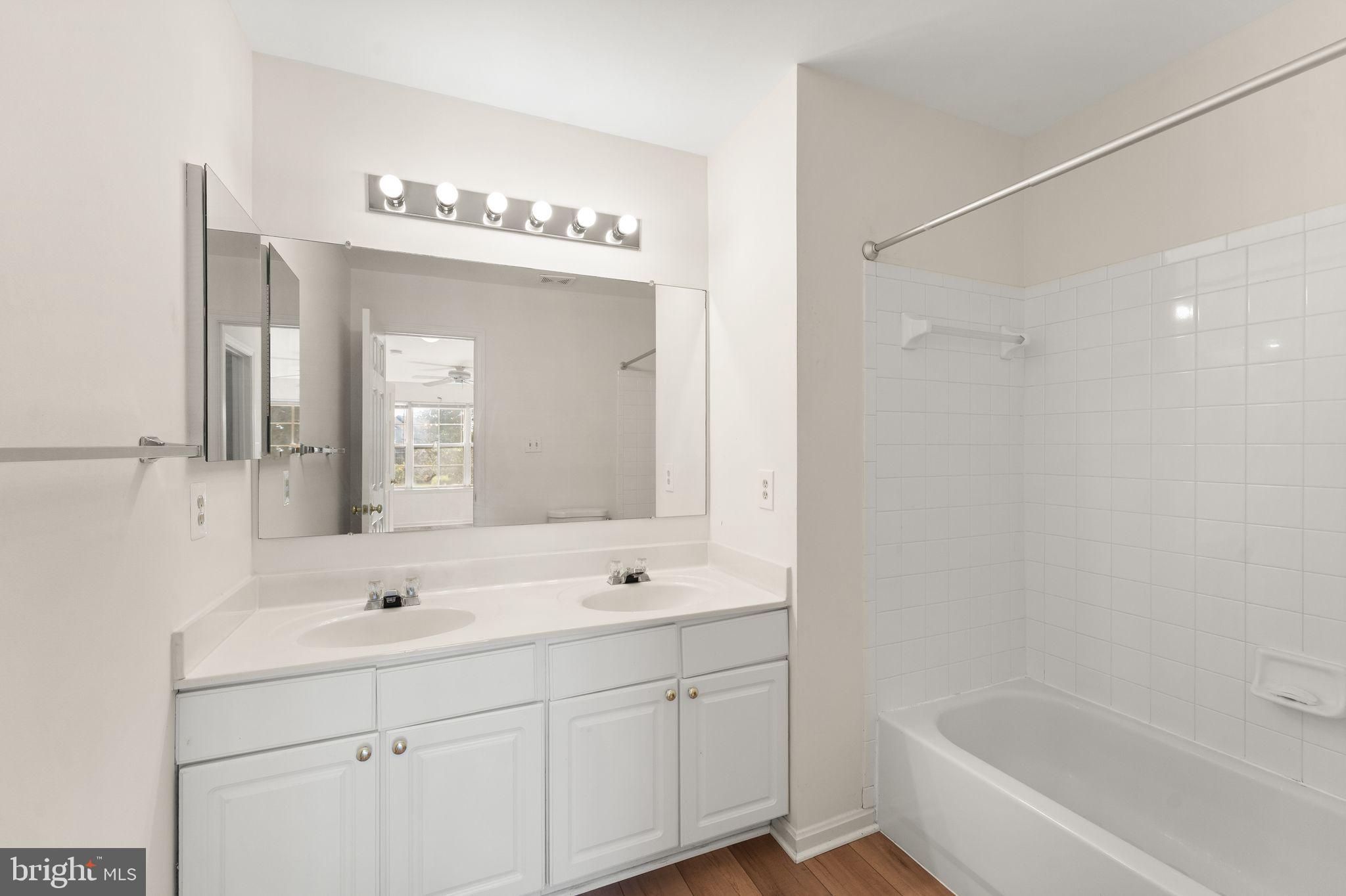 44210 SHADY GLEN TERRACE