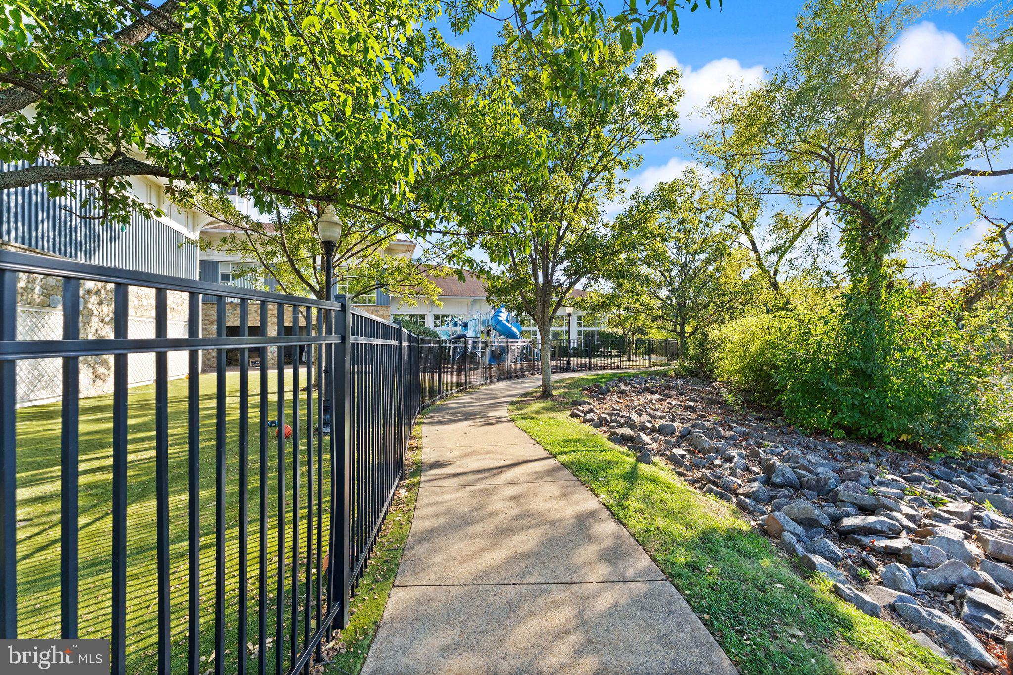 44210 SHADY GLEN TERRACE