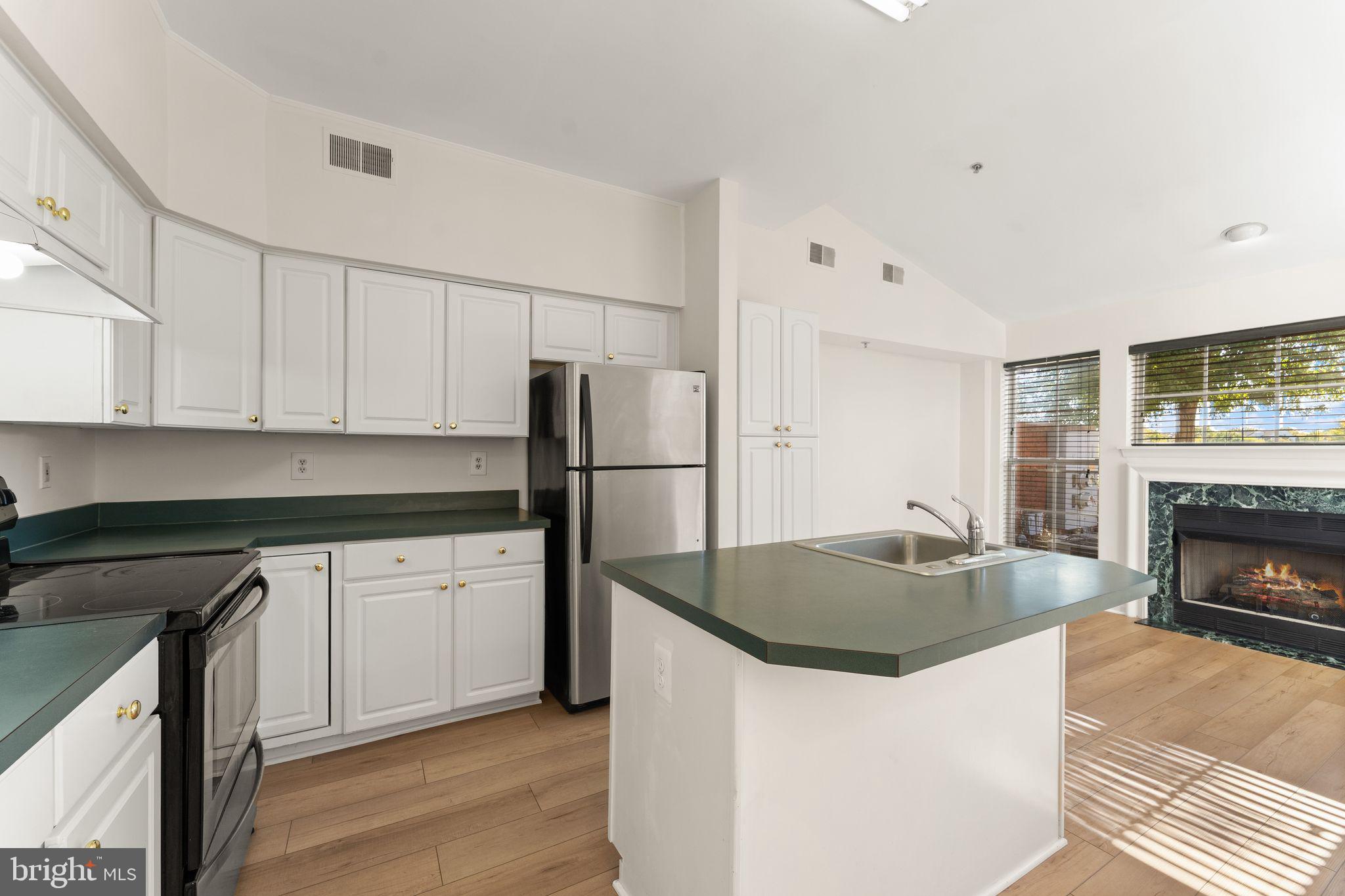 44210 SHADY GLEN TERRACE