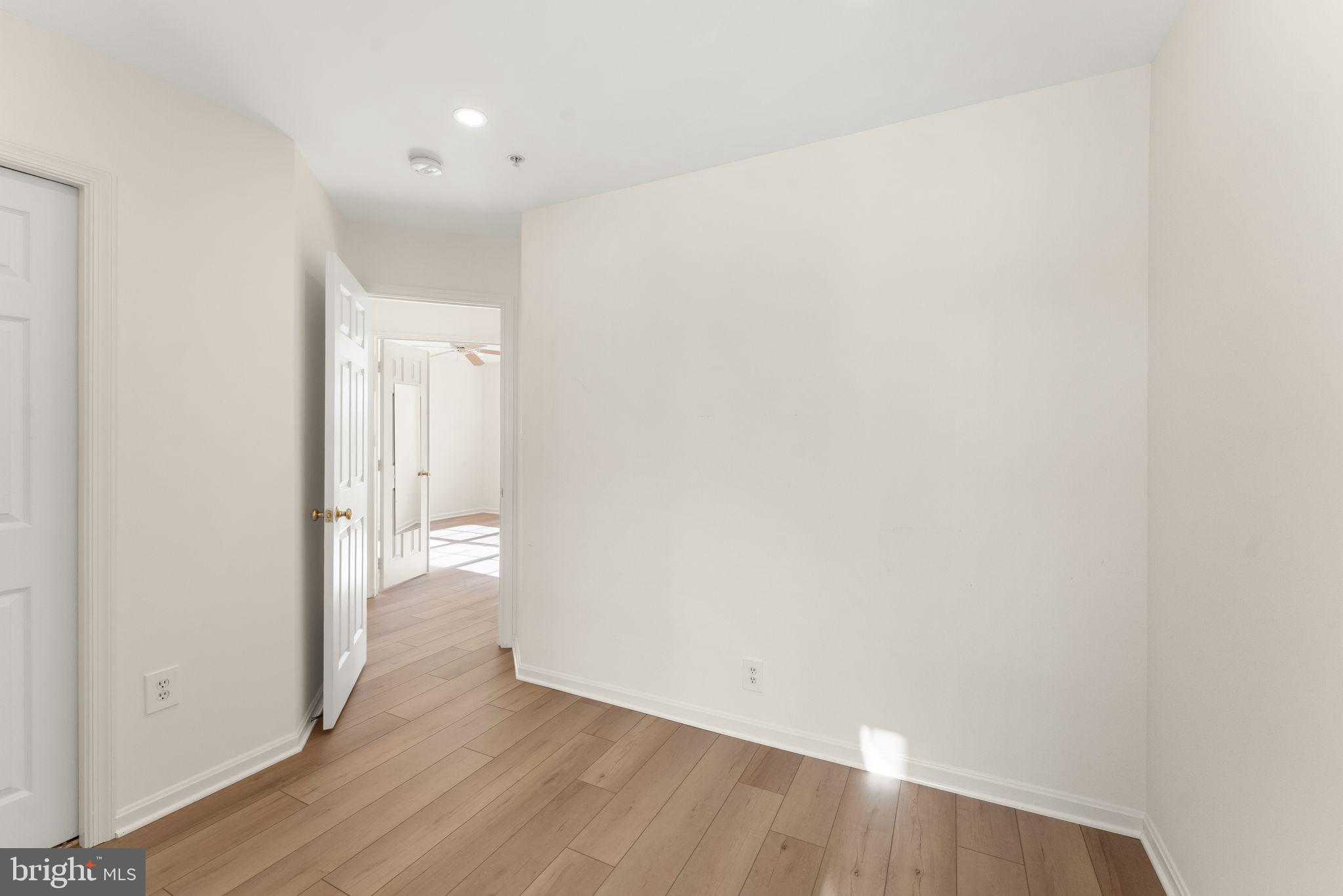 44210 SHADY GLEN TERRACE