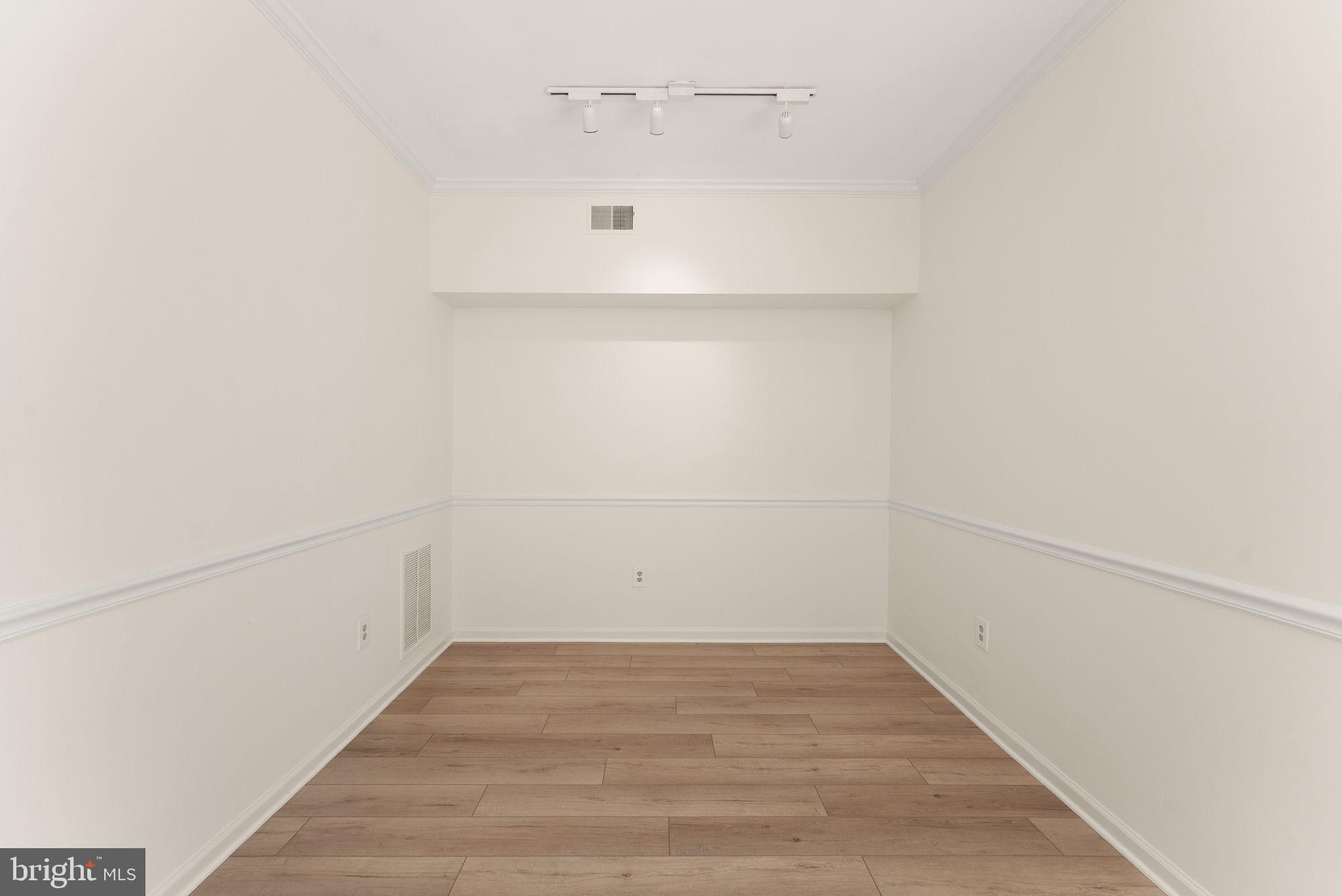 44210 SHADY GLEN TERRACE