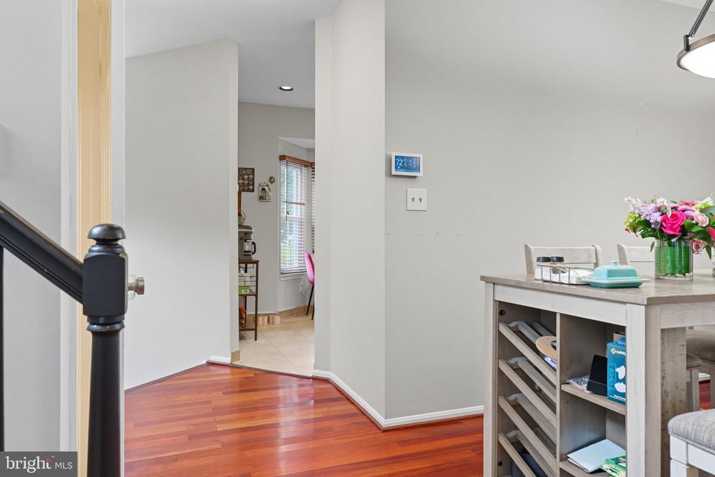 47587 COMER SQUARE
