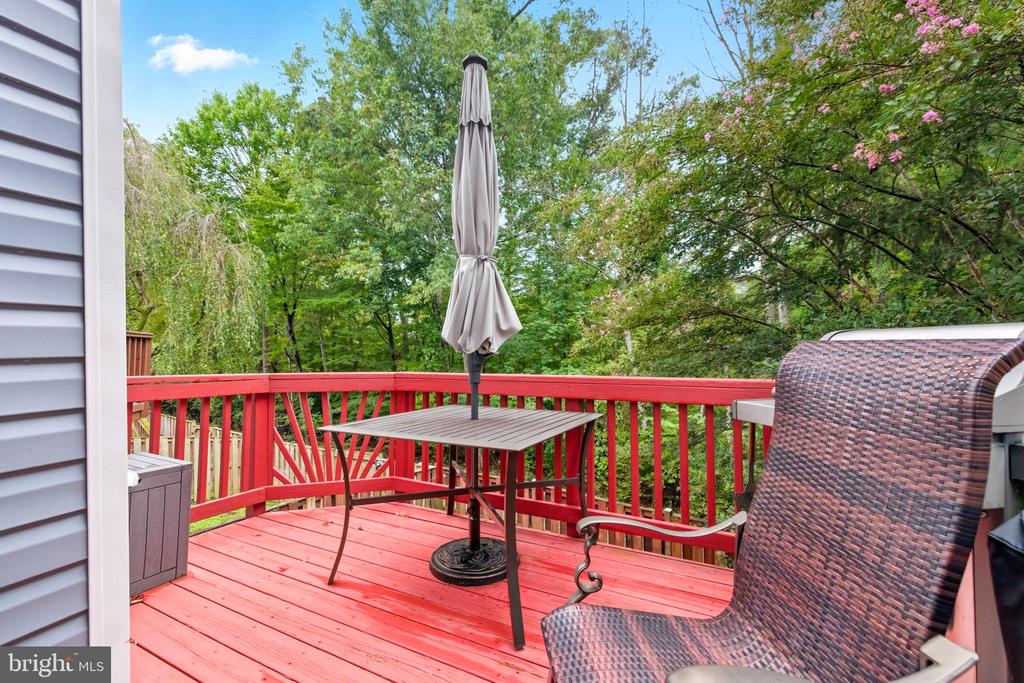 47587 COMER SQUARE