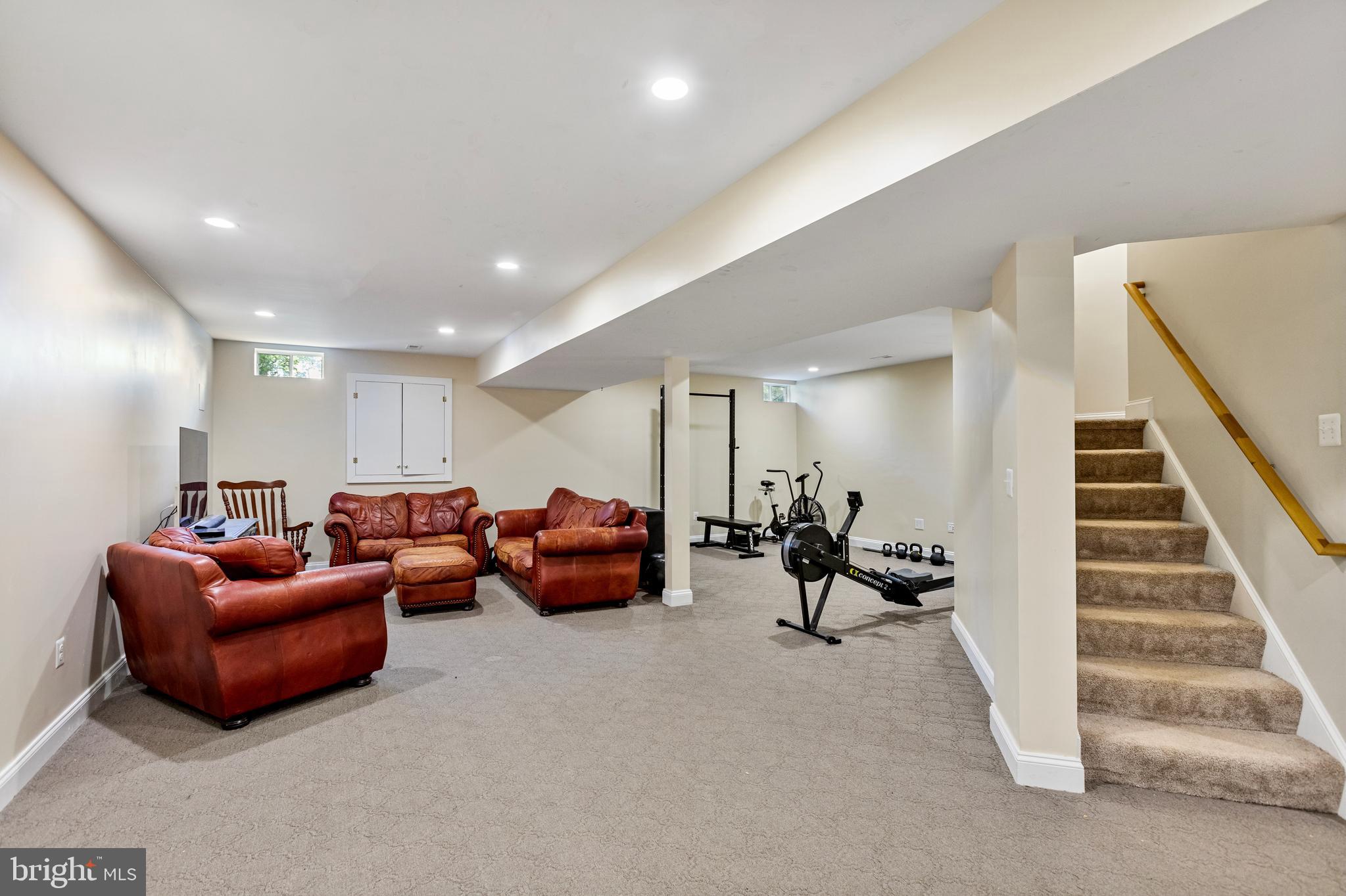 708 IRVINE BANK LANE